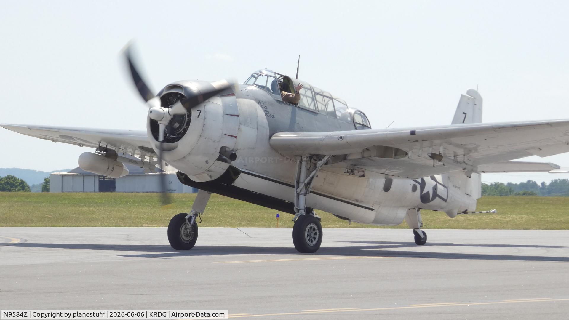 Aircraft N9584Z, 1945 Grumman TBM-3E Avenger, c/n 85882, Ida Red, at KRDG, photo by planestuff