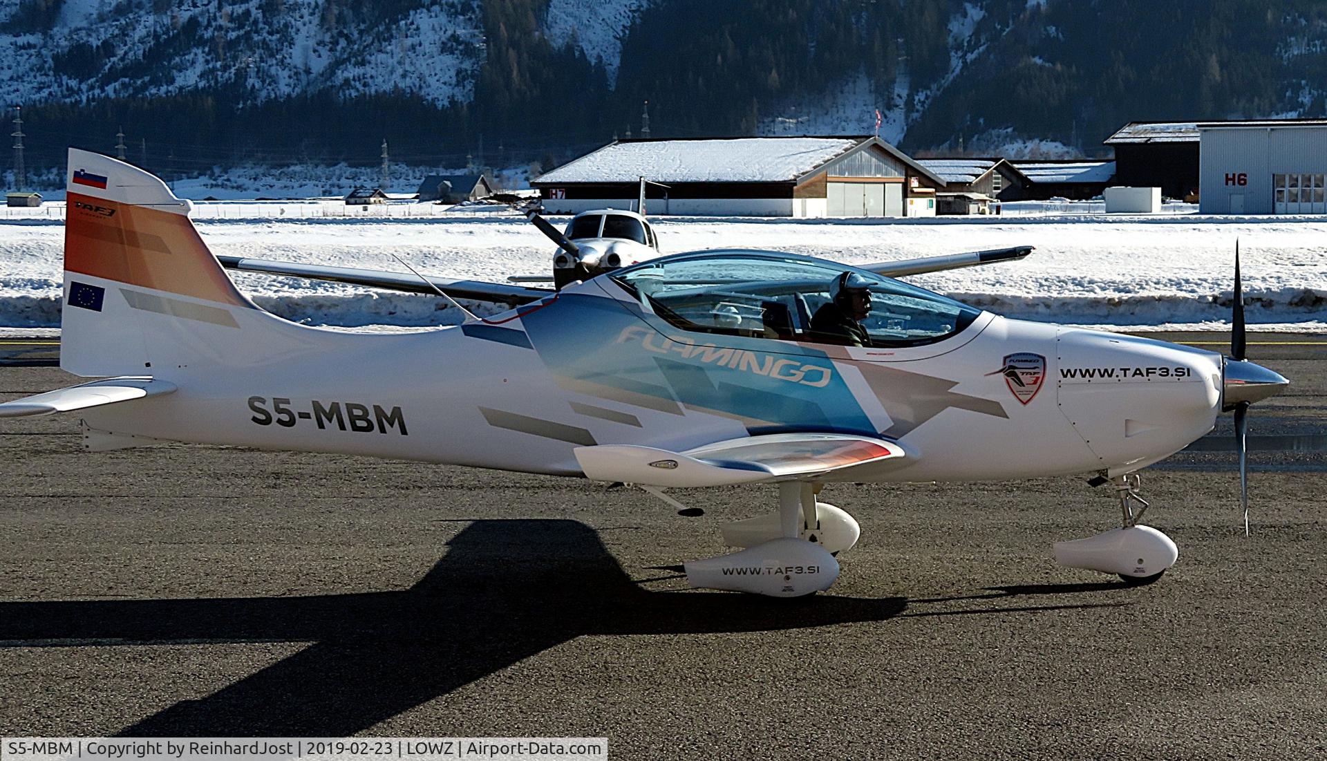 Aircraft S5-MBM, TAF3 Flamingo FG, c/n 004, An example of the rare Slovenian trainer Flamingo (first flown 2018) on a visit at the winterly airport of Zell am See, Austria, at LOWZ, photo by ReinhardJost