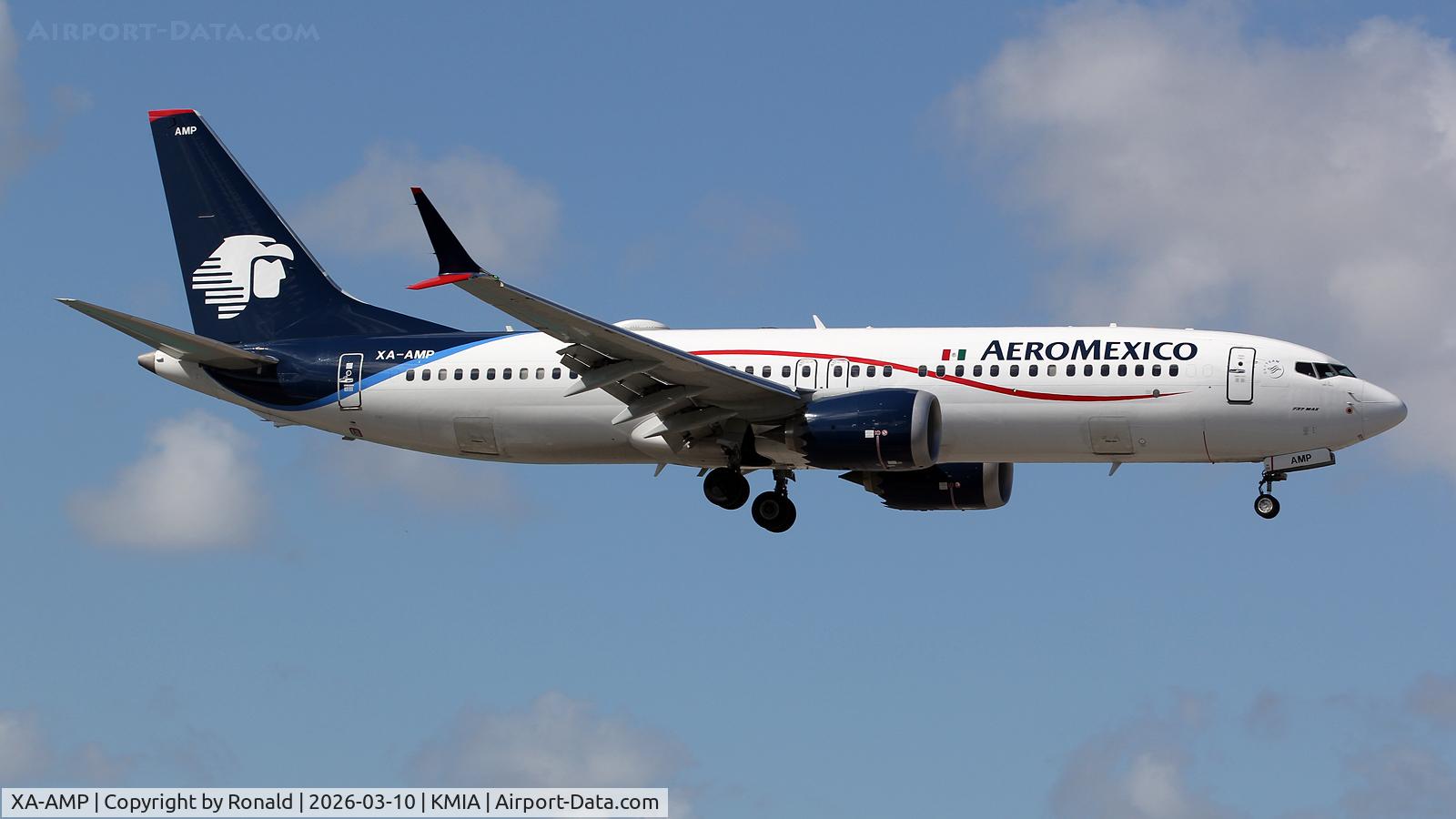 Aircraft XA-AMP, 1996 Boeing 767-37D/ER, c/n 26328 l/n 637, at mia, at KMIA, photo by Ronald