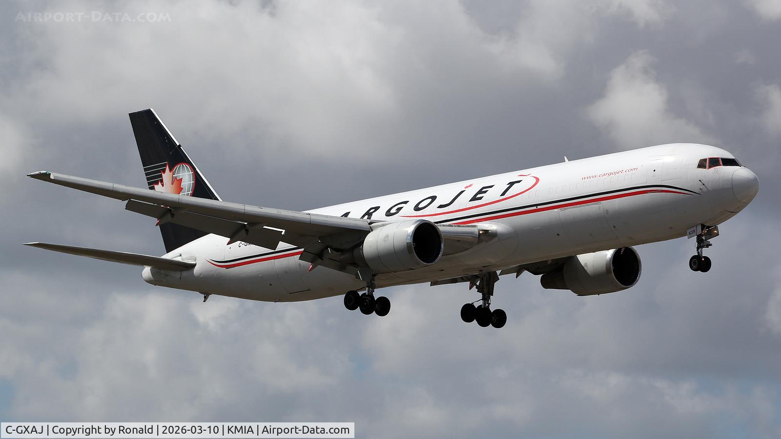 Aircraft C-GXAJ, 1992 Boeing 767-323/ER(BDSF), c/n 25196, at mia, at KMIA, photo by Ronald