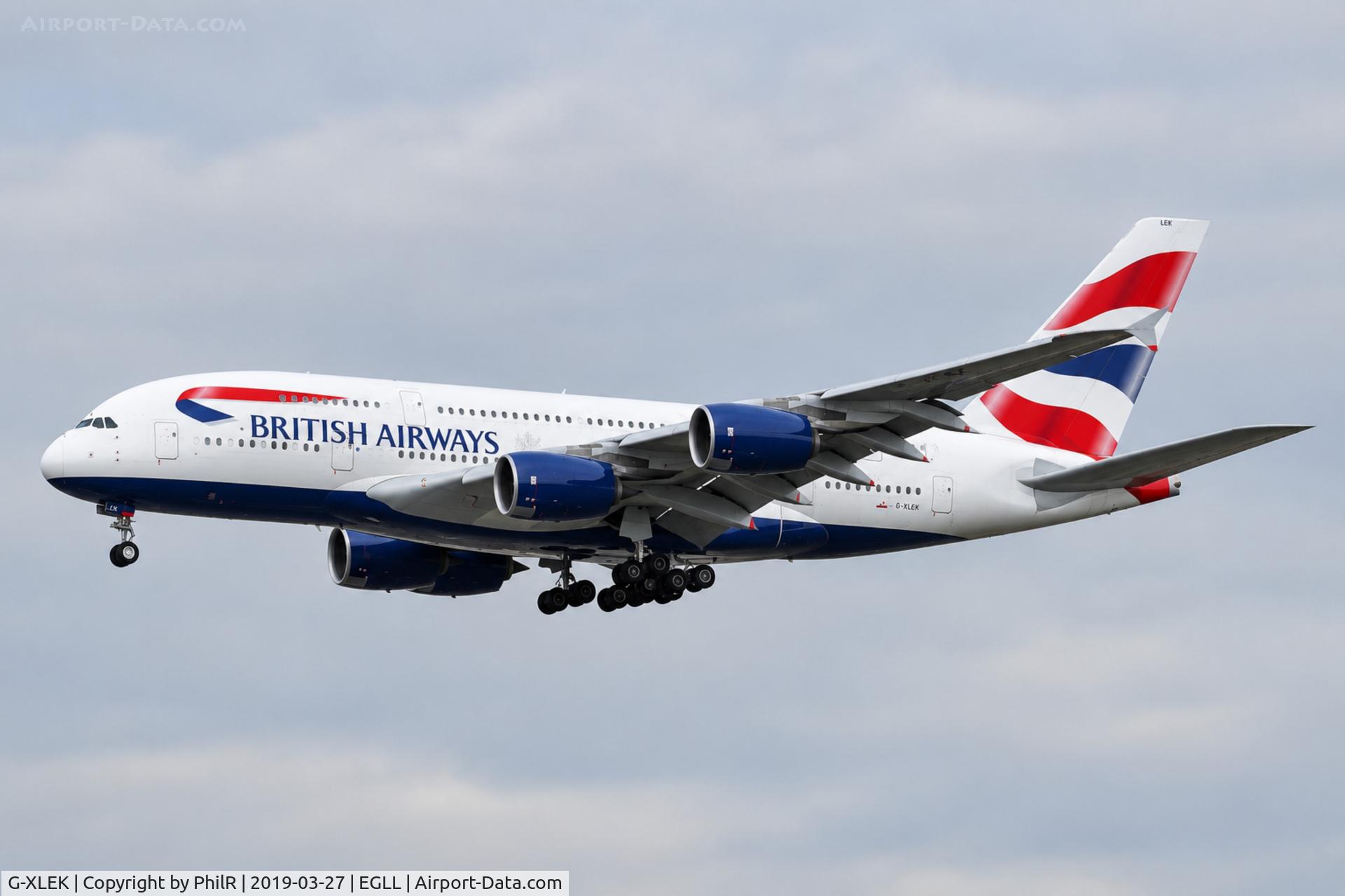 Aircraft G-XLEK, 2015 Airbus A380-841, c/n 194, G-XLEK 2015 A380-800 Bedfont LHR, at EGLL, photo by PhilR