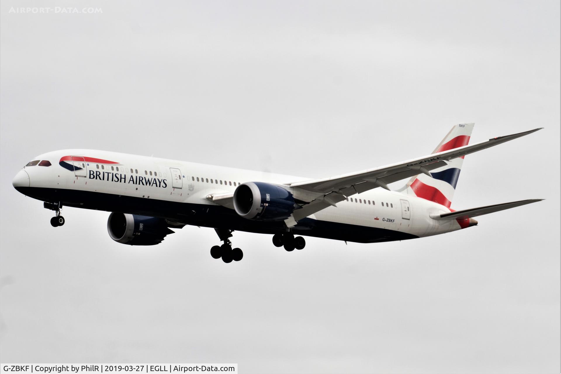 Aircraft G-ZBKF, 2016 Boeing 787-9 Dreamliner, c/n 38622 l/n 392, G-ZBKF 2015 B787-900 Bedfont LHR, at EGLL, photo by PhilR