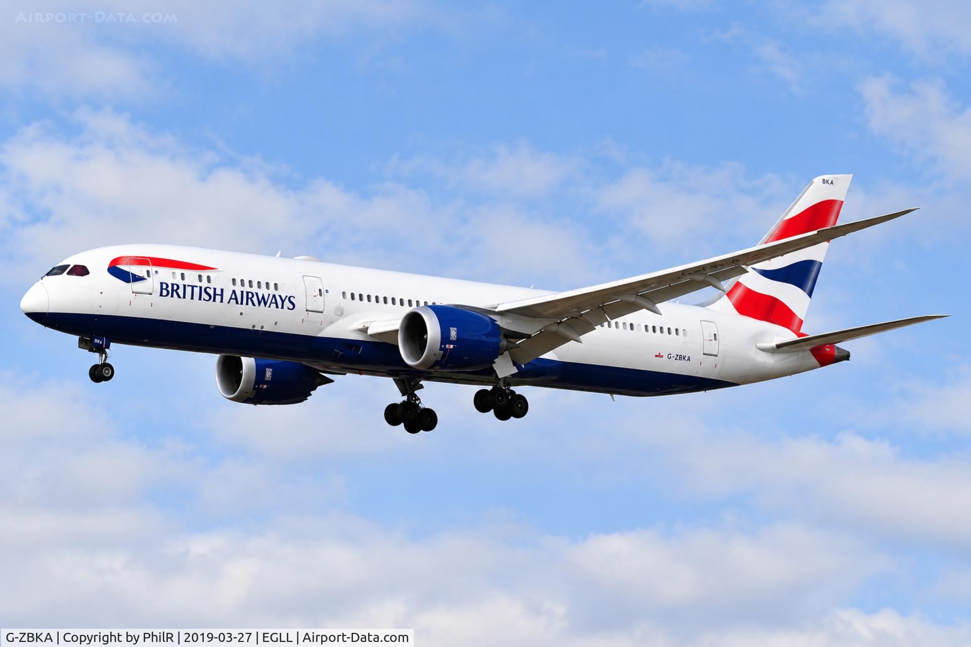 Aircraft G-ZBKA, 2015 Boeing 787-9 Dreamliner, c/n 38616 l/n 346, G-ZBKA 2015 B787-800 Bedfont LHR, at EGLL, photo by PhilR