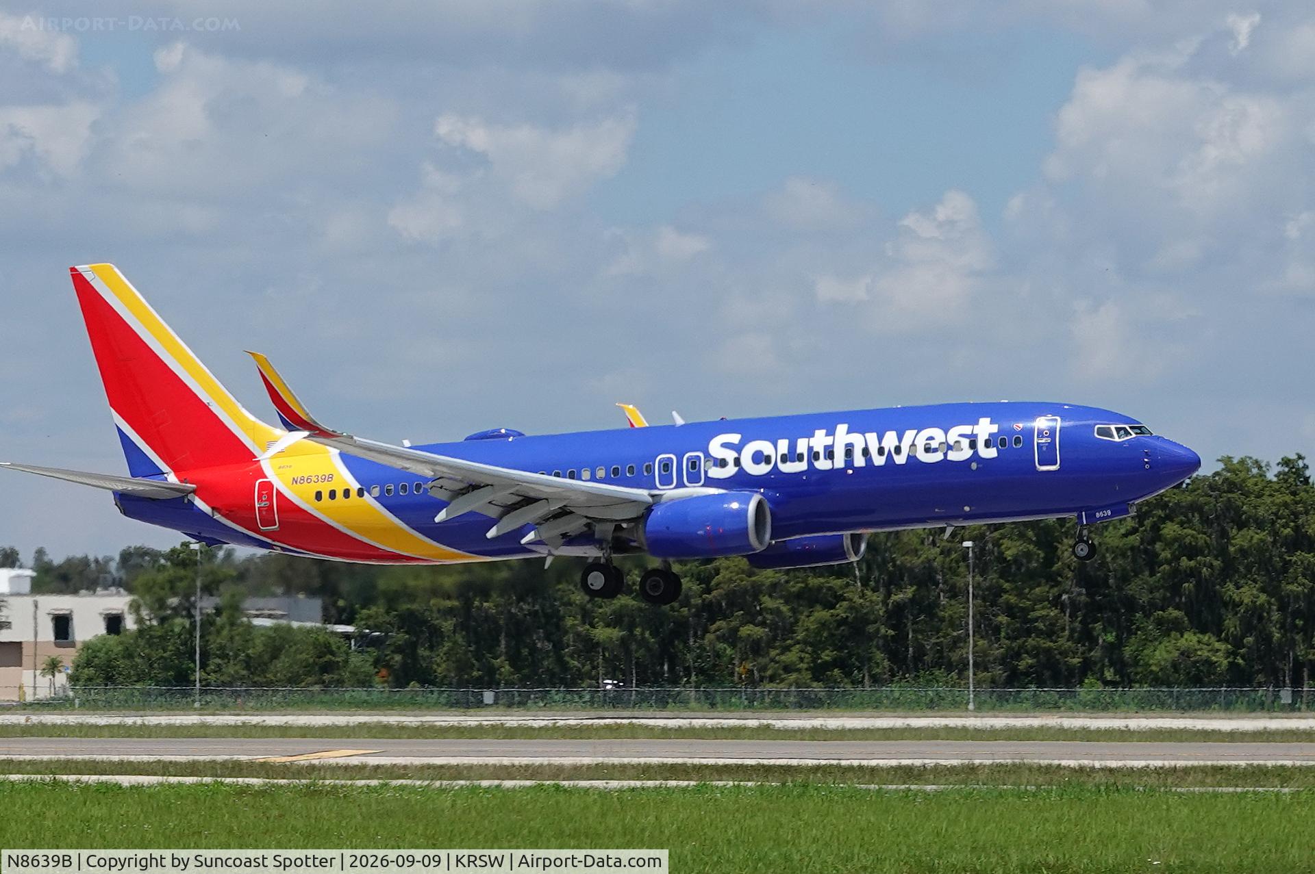 Aircraft N8639B, 2014 Boeing 737-8H4, c/n 60086 l/n 4999, Southwest 4034 arrives at Southwest Florida International Airport following flight from Chicago-Midway International Airport, at KRSW, photo by Suncoast Spotter