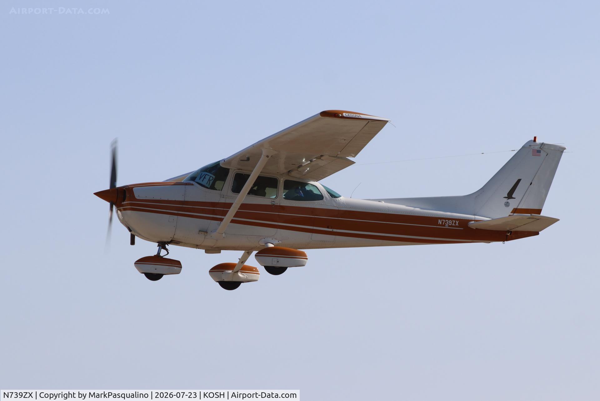 Aircraft N739ZX, 1978 Cessna 172N, c/n 17270947, Cessna 172N, at KOSH, photo by MarkPasqualino