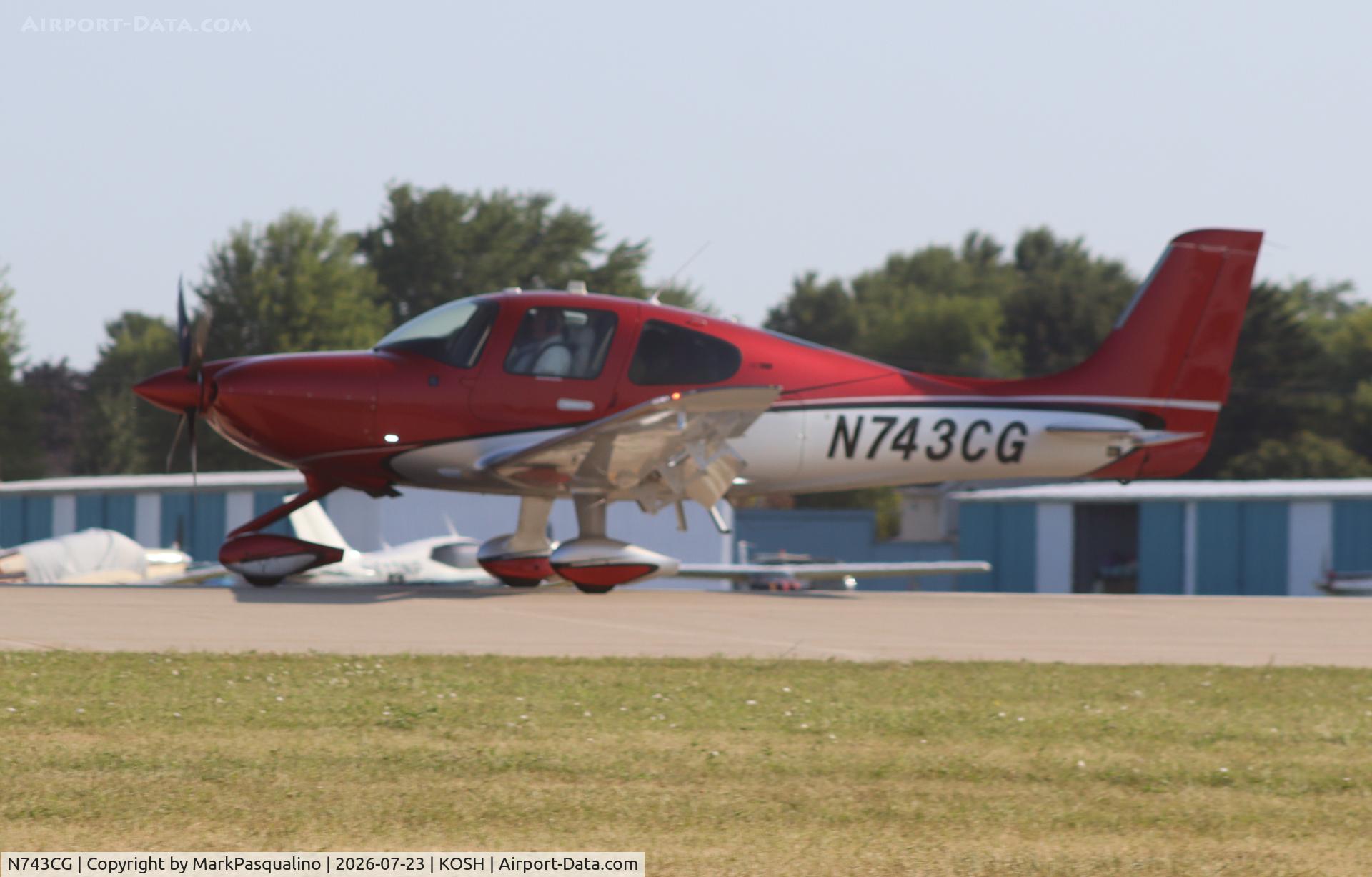 Aircraft N743CG, 2023 Cirrus Design Corp SR22T, c/n 9751, Cirrus SR22T, at KOSH, photo by MarkPasqualino