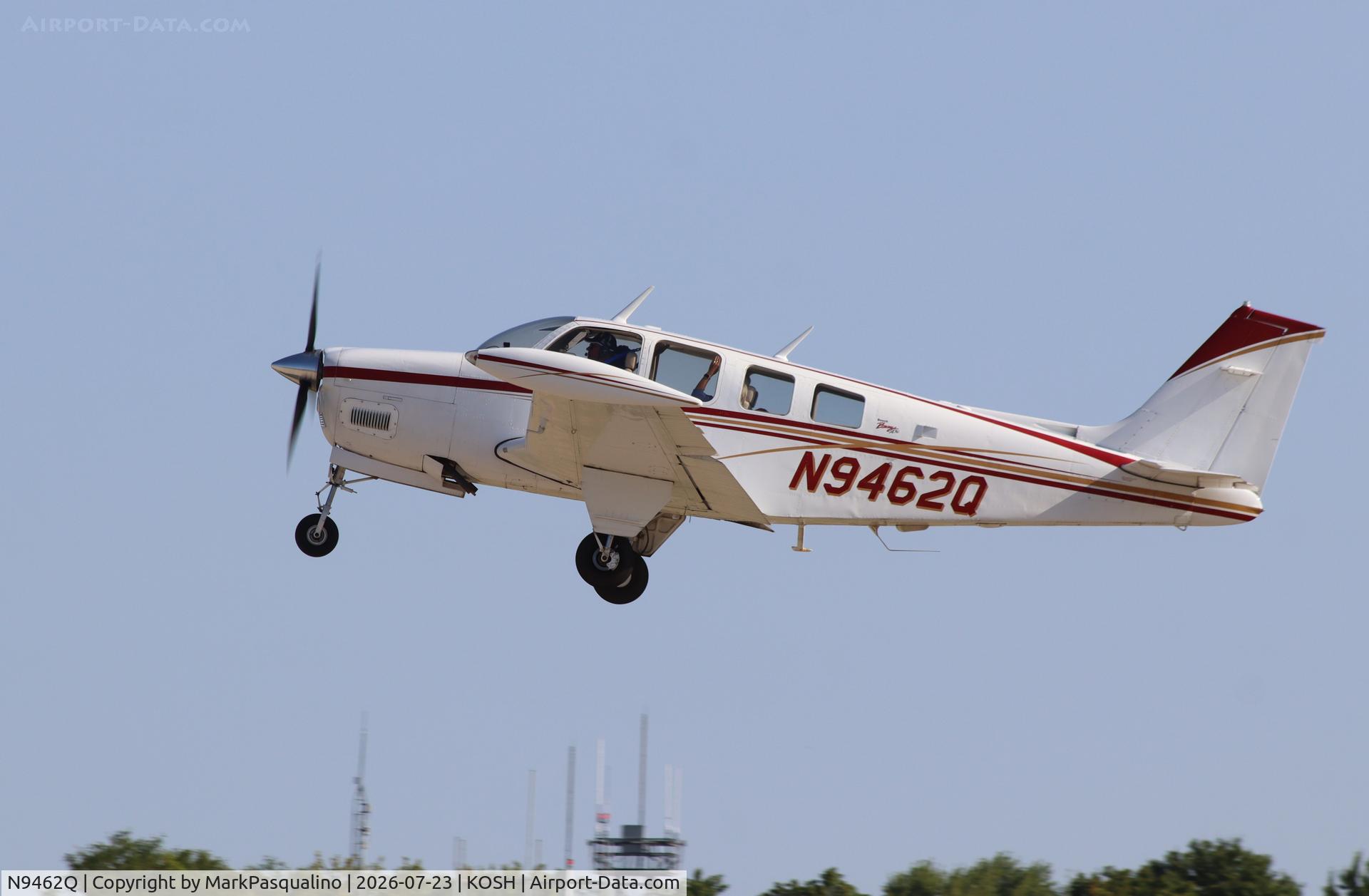 Aircraft N9462Q, 1972 Beech A36 Bonanza 36, c/n E-313, Beech A36, at KOSH, photo by MarkPasqualino