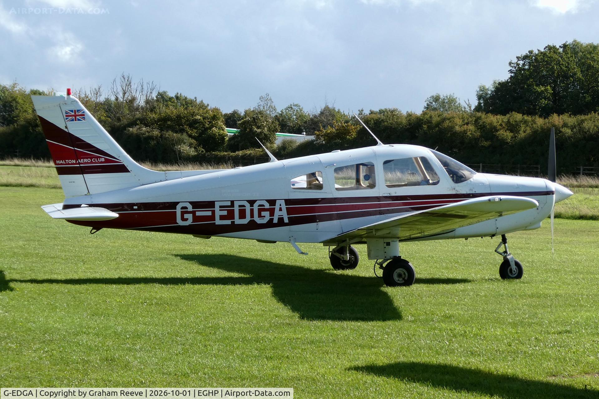Aircraft G-EDGA, 1985 Piper PA-28-161 Cherokee Warrior II, c/n 28-8516024, Parked at Popham., at EGHP, photo by Graham Reeve
