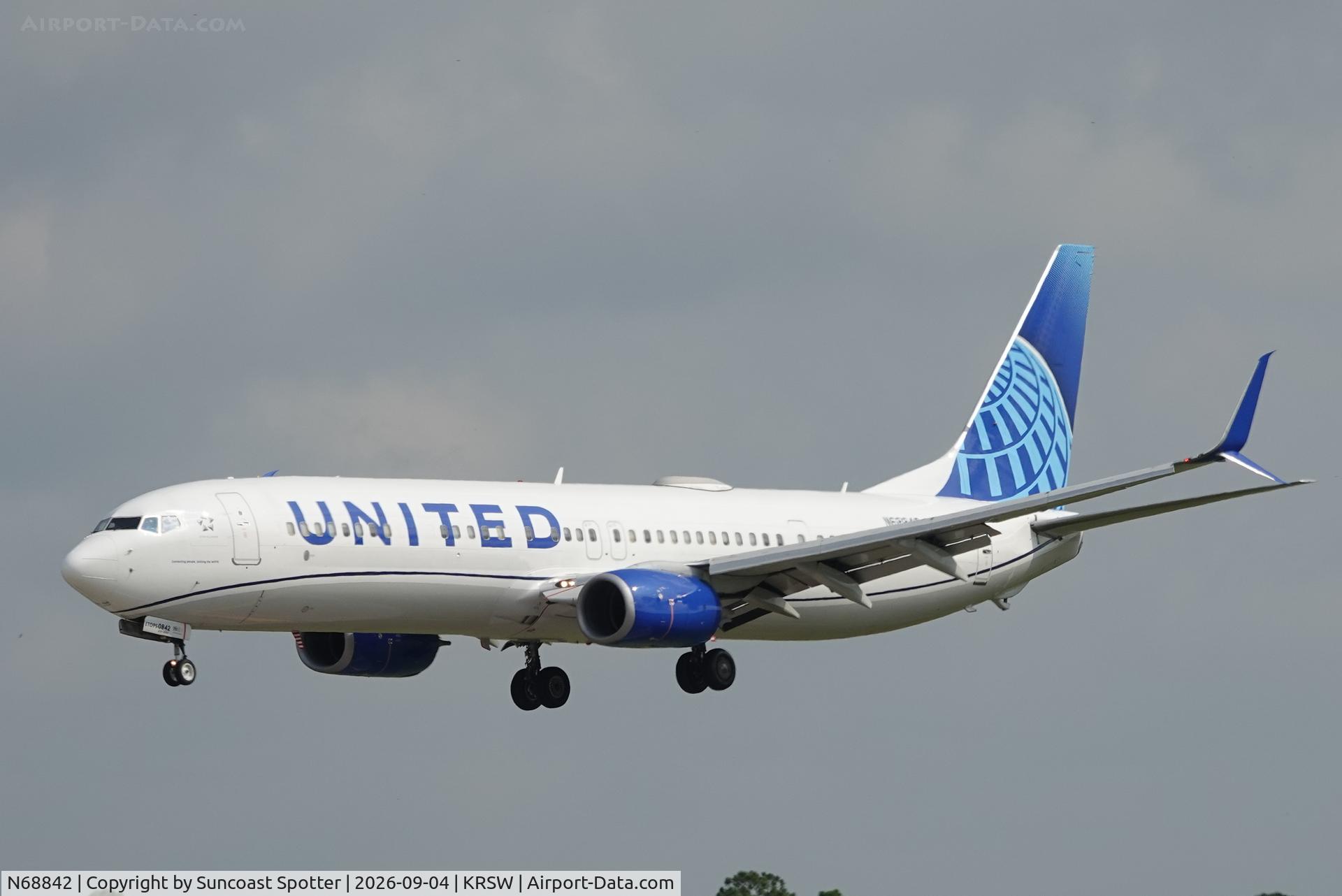 Aircraft N68842, 2015 Boeing 737-924/ER, c/n 42183 l/n 5248, United 413 arrives at Southwest Florida International Airport following flight from Washington-Dulles International Airport, at KRSW, photo by Suncoast Spotter