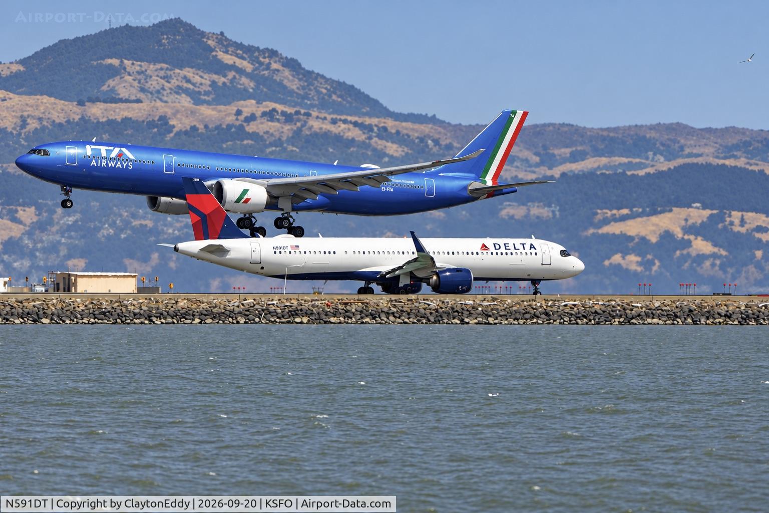 Aircraft N591DT, 2025 Airbus S A S A321-271NX, c/n 12442, SFO 2026, at KSFO, photo by ClaytonEddy
