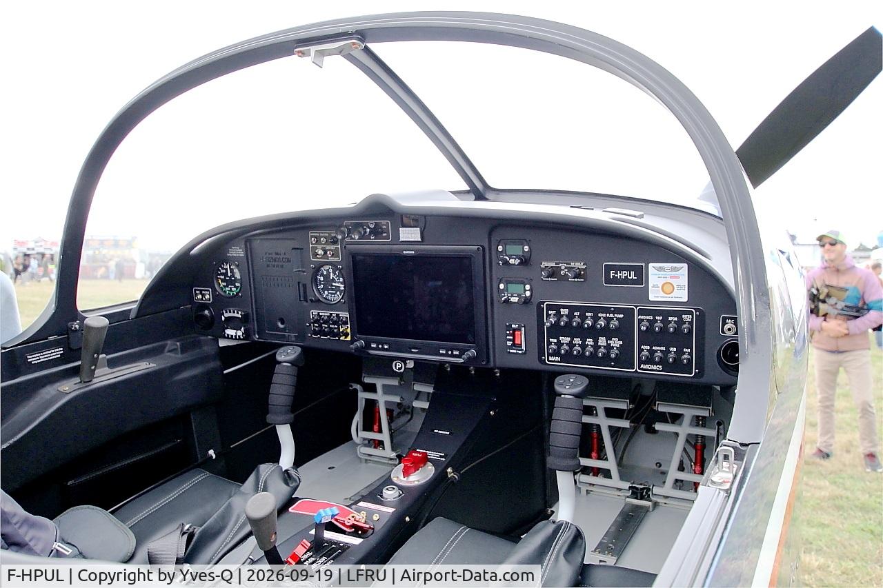 Aircraft F-HPUL, 2025 Aura Aero Integral R, c/n 007, Aura Aero Integral R, Cokpit close up view, Morlaix-Ploujean airport (LFRU-MXN), at LFRU, photo by Yves-Q