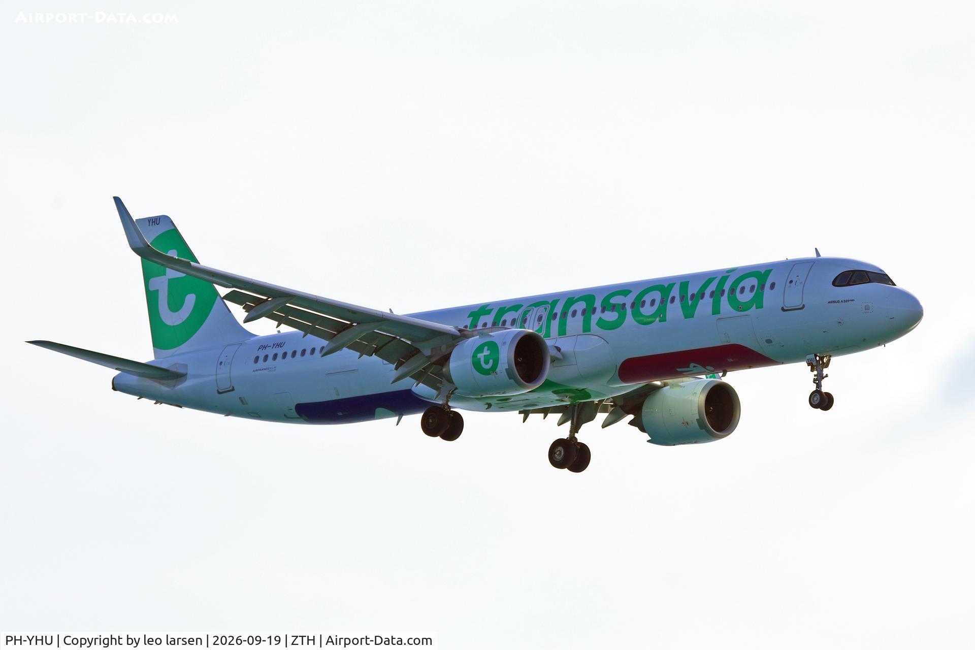 Aircraft PH-YHU, 2025 Airbus A321-251NX, c/n 12451, Zakynthos 19.9.2026, at ZTH, photo by leo larsen