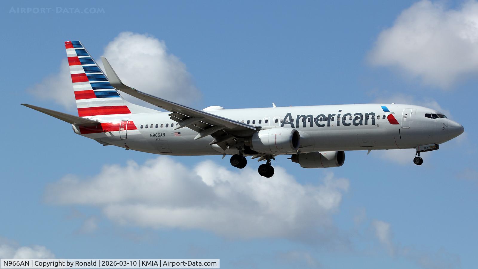 Aircraft N966AN, 2001 Boeing 737-823, c/n 30094, at mia, at KMIA, photo by Ronald