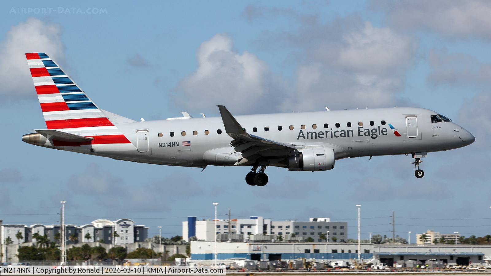 Aircraft N214NN, 2015 Embraer 175LR (ERJ-170-200LR), c/n 17000508, at mia, at KMIA, photo by Ronald