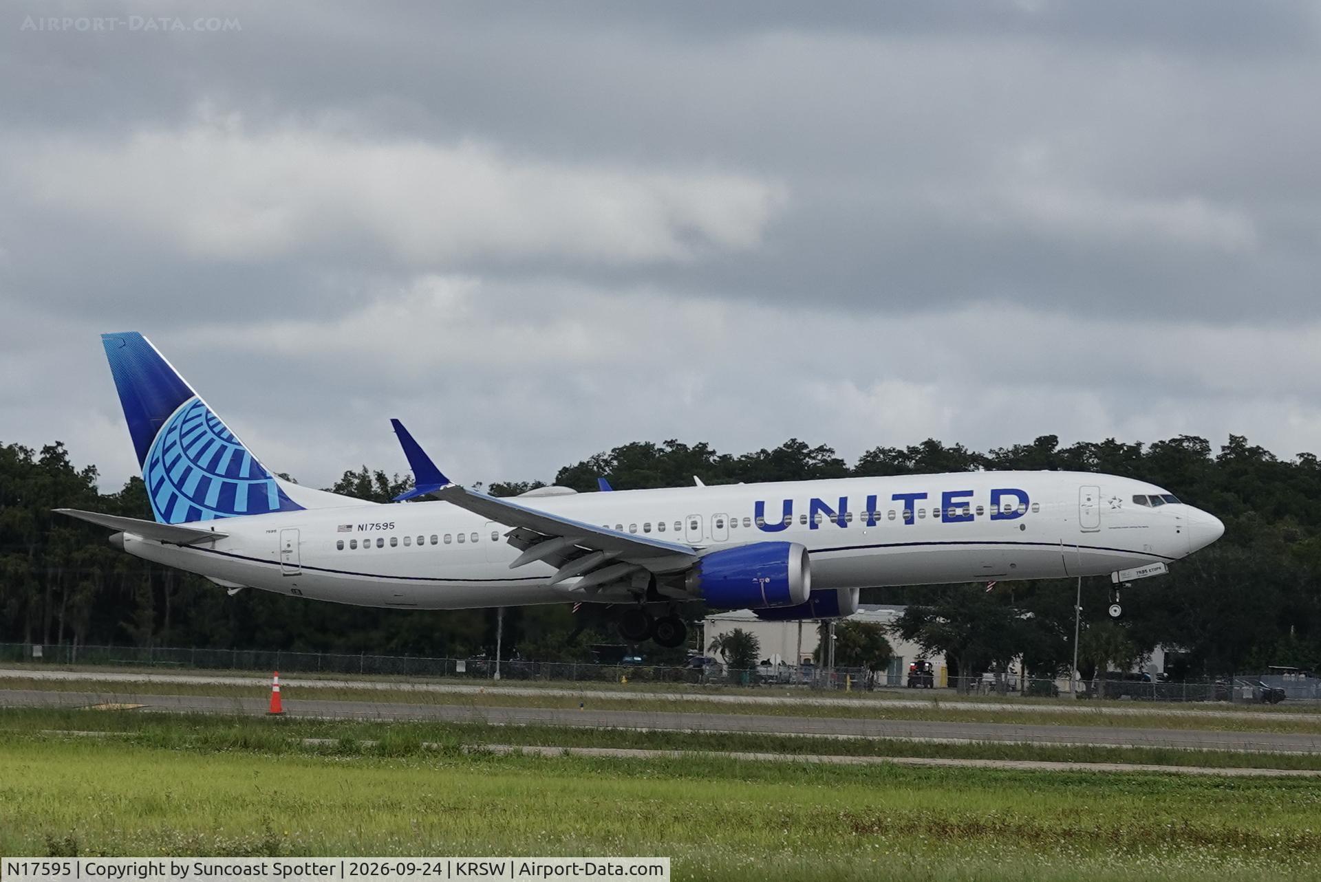 Aircraft N17595, 2025 Boeing 737 MAX 9, c/n 67643 l/n 9070, United 1406 arrives at Southwest Florida International Airport following flight from Washington-Dulles International Airport, at KRSW, photo by Suncoast Spotter