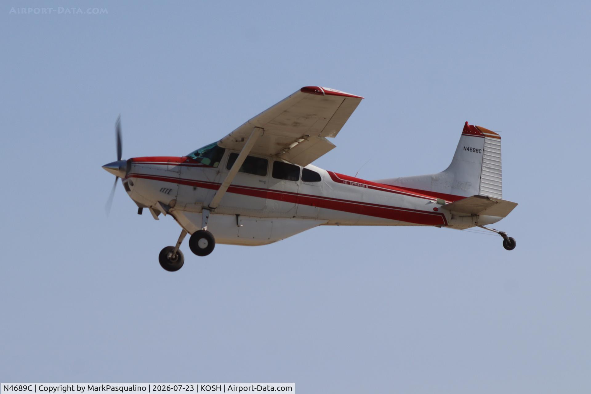 Aircraft N4689C, 1974 Cessna A185F Skywagon 185, c/n 18502596, Cessna A185F, at KOSH, photo by MarkPasqualino