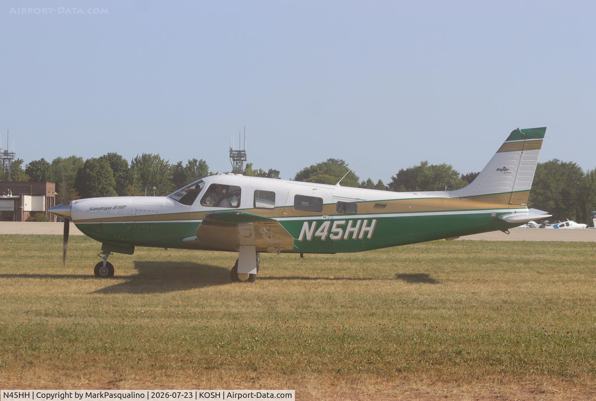Aircraft N45HH, Piper PA-32R-301, c/n 32-46180, Piper PA-32R-301, at KOSH, photo by MarkPasqualino