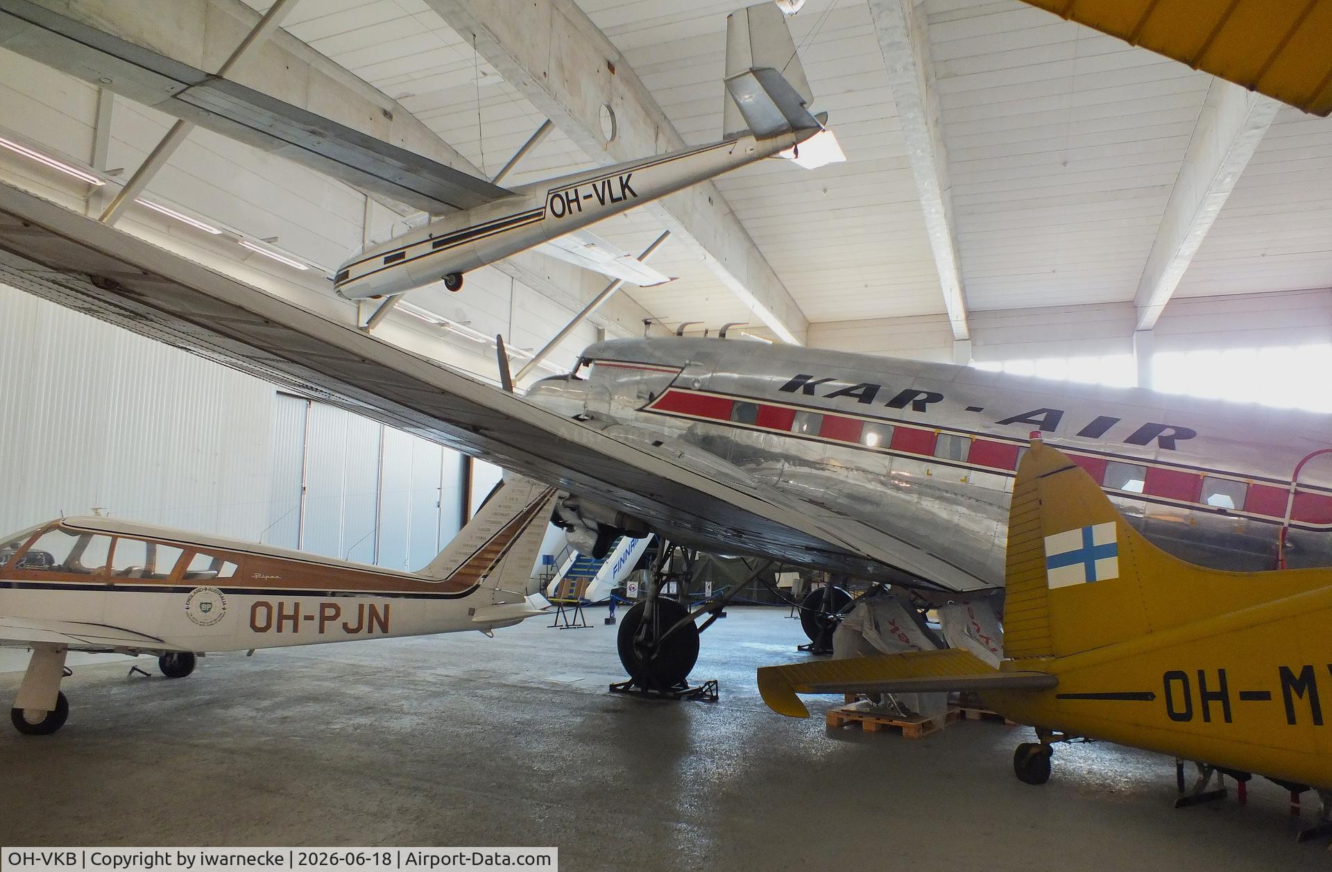 Aircraft OH-VKB, 1937 Douglas DC-3-214, c/n 1975, Douglas DC-3-214 at the Suomen Ilmailumuseo (Finnish Aviation Museum), Vantaa, photo by iwarnecke