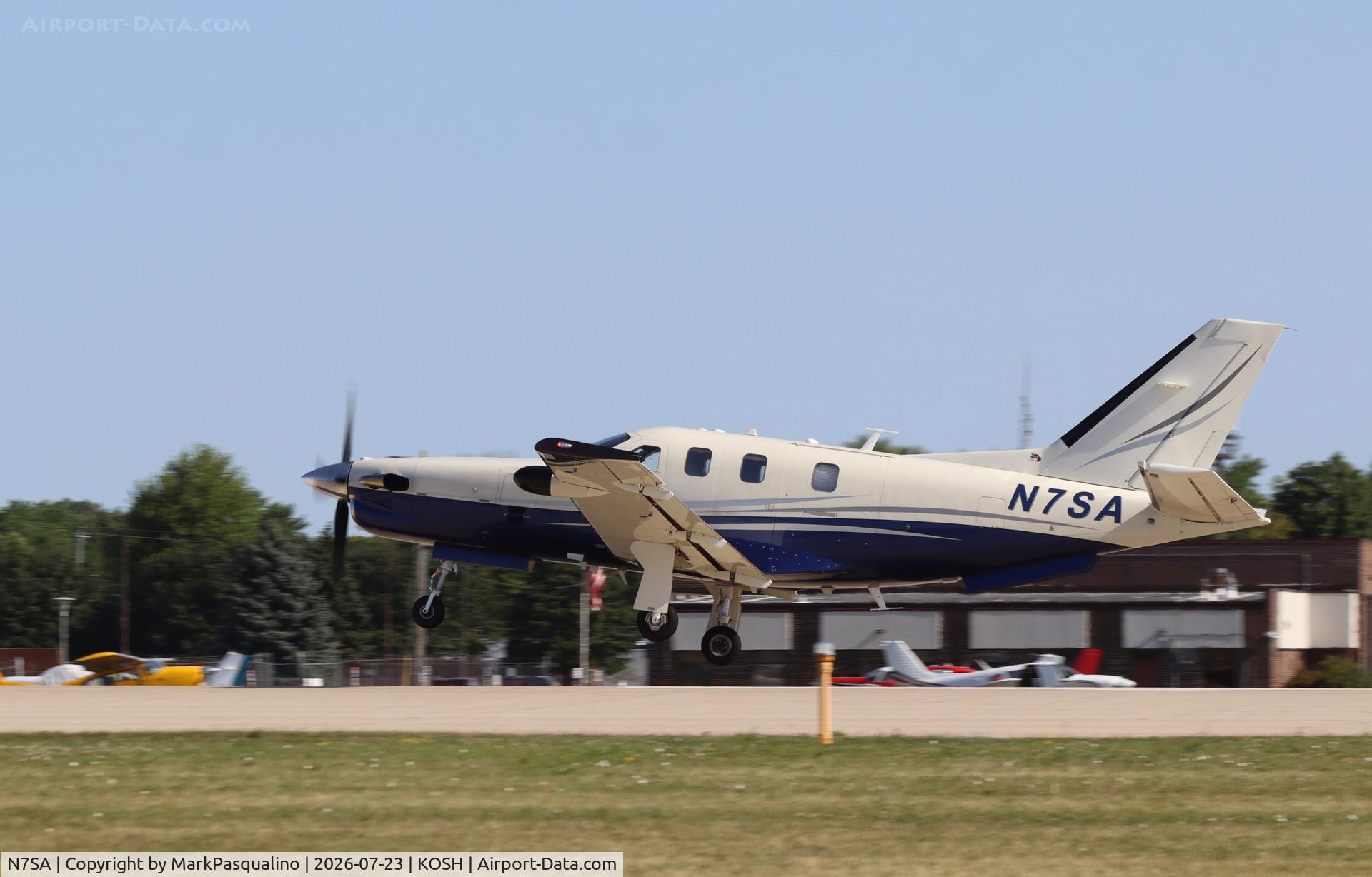 Aircraft N7SA, 1998 Piper PA-46-350P Malibu Mirage, c/n 4636185, Piper PA-46-350P, at KOSH, photo by MarkPasqualino