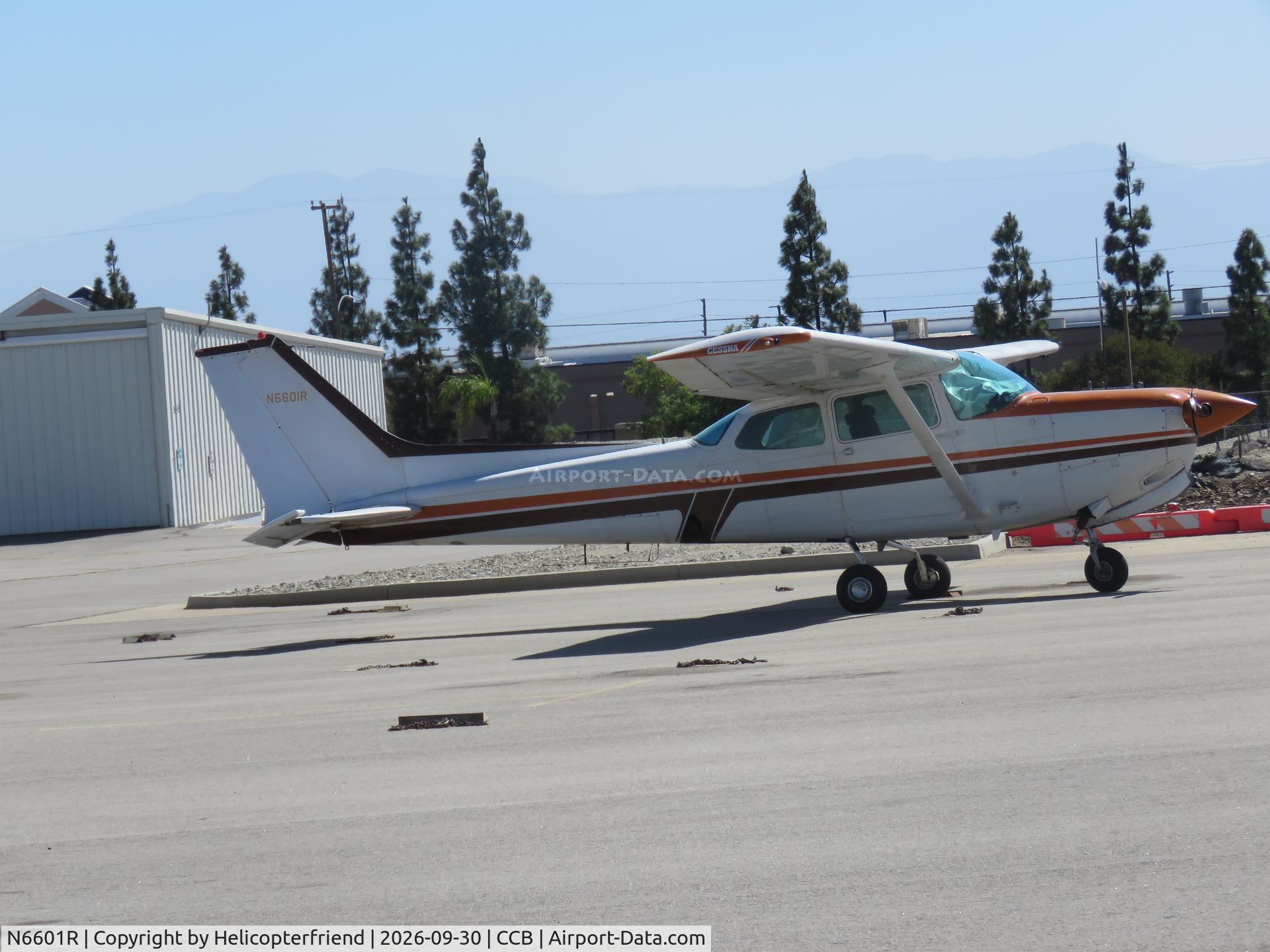 Aircraft N6601R, 1979 Cessna 172RG Cutlass RG, c/n 172RG0207, Parked in transit parking, at CCB, photo by Helicopterfriend