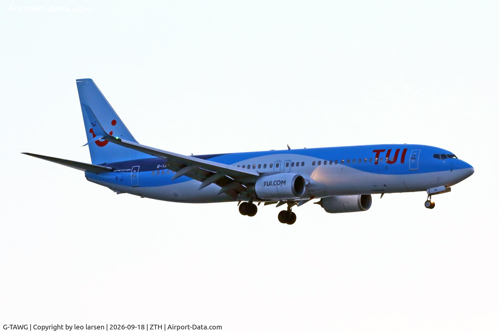 Aircraft G-TAWG, 2012 Boeing 737-8K5, c/n 37266 l/n 3967, Zakynthos 18.9.2026, at ZTH, photo by leo larsen