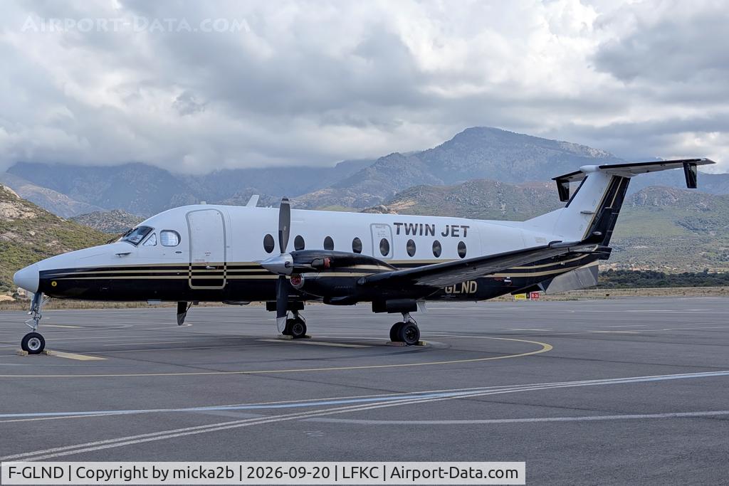 Aircraft F-GLND, 1996 Beech 1900D, c/n UE-196, Parked, at LFKC, photo by micka2b