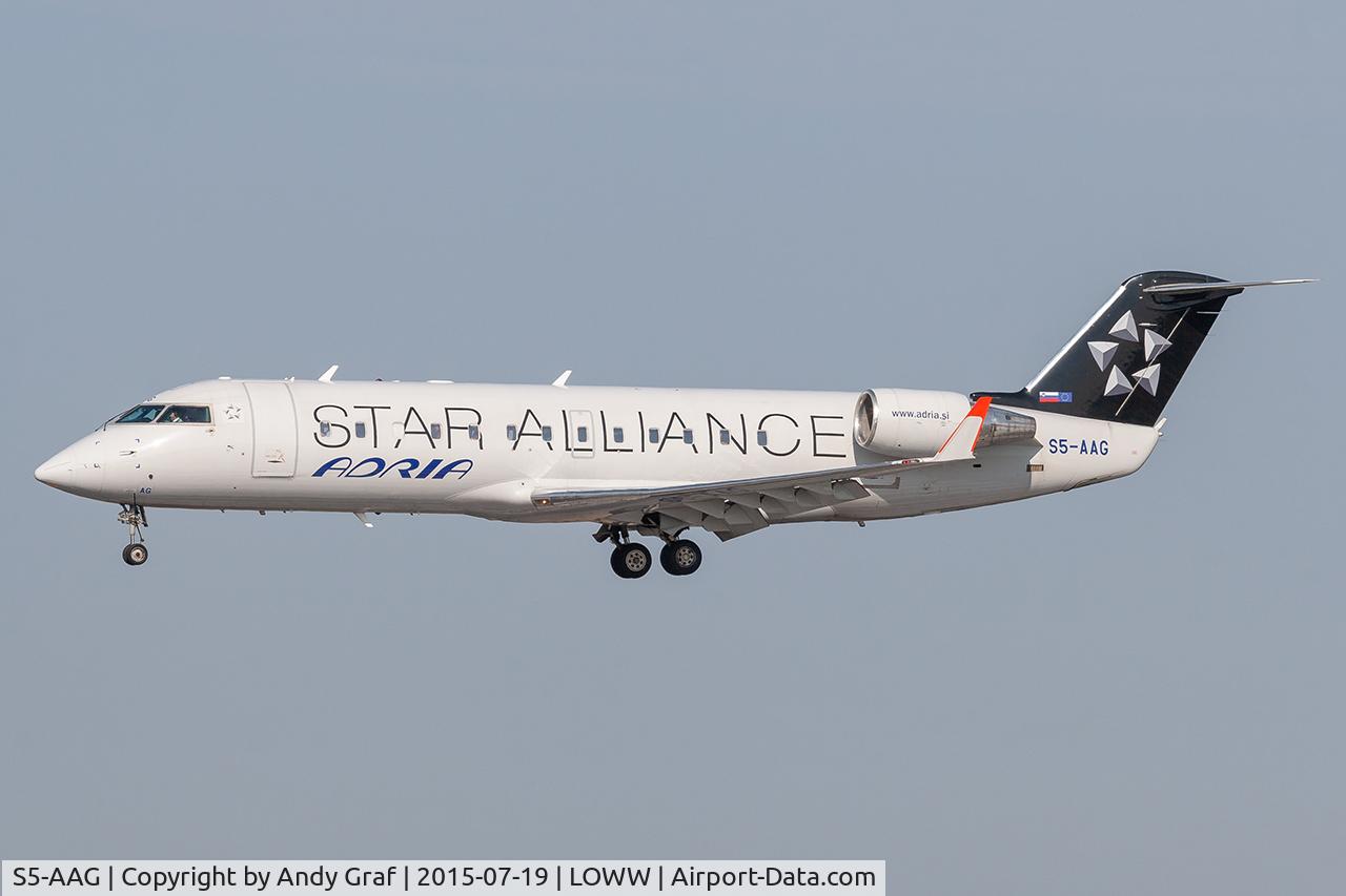 Aircraft S5-AAG, 2000 Canadair CRJ-200LR (CL-600-2B19), c/n 7384, Adria CRJ, at LOWW, photo by Andy Graf