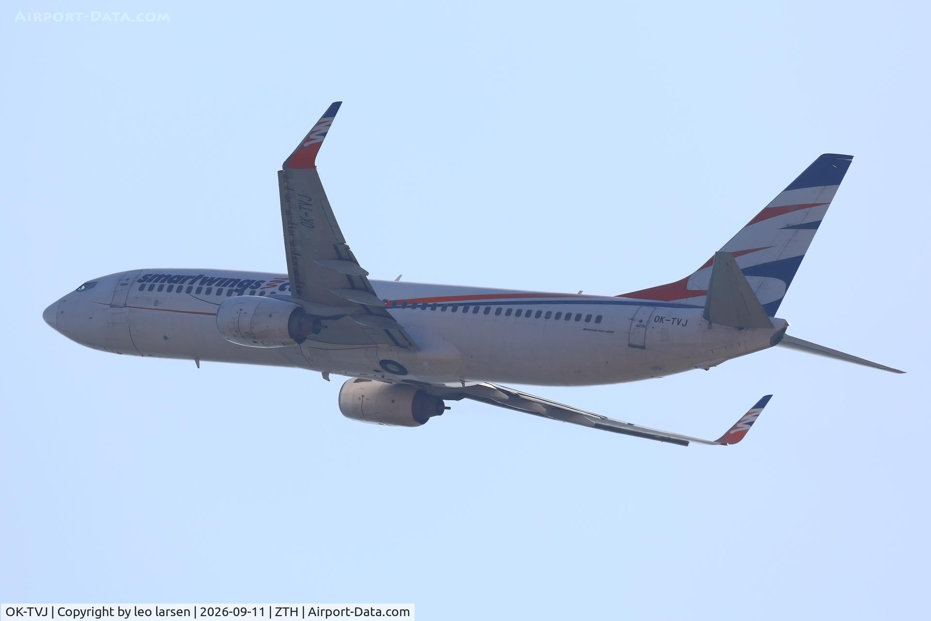 Aircraft OK-TVJ, 2004 Boeing 737-8Q8, c/n 29351 l/n 1471, Zakynthos 11.9.2026, at ZTH, photo by leo larsen