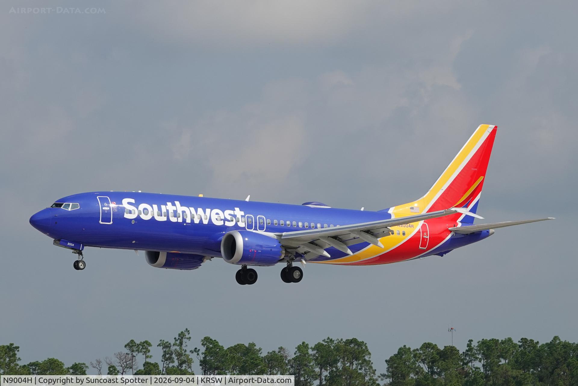 Aircraft N9004H, 2026 Boeing 737 MAX 8, c/n 42624 l/n 9657, Southwest 1066 arrives at Southwest Florida International Airport following flight from Baltimore-Washington International Airport, at KRSW, photo by Suncoast Spotter