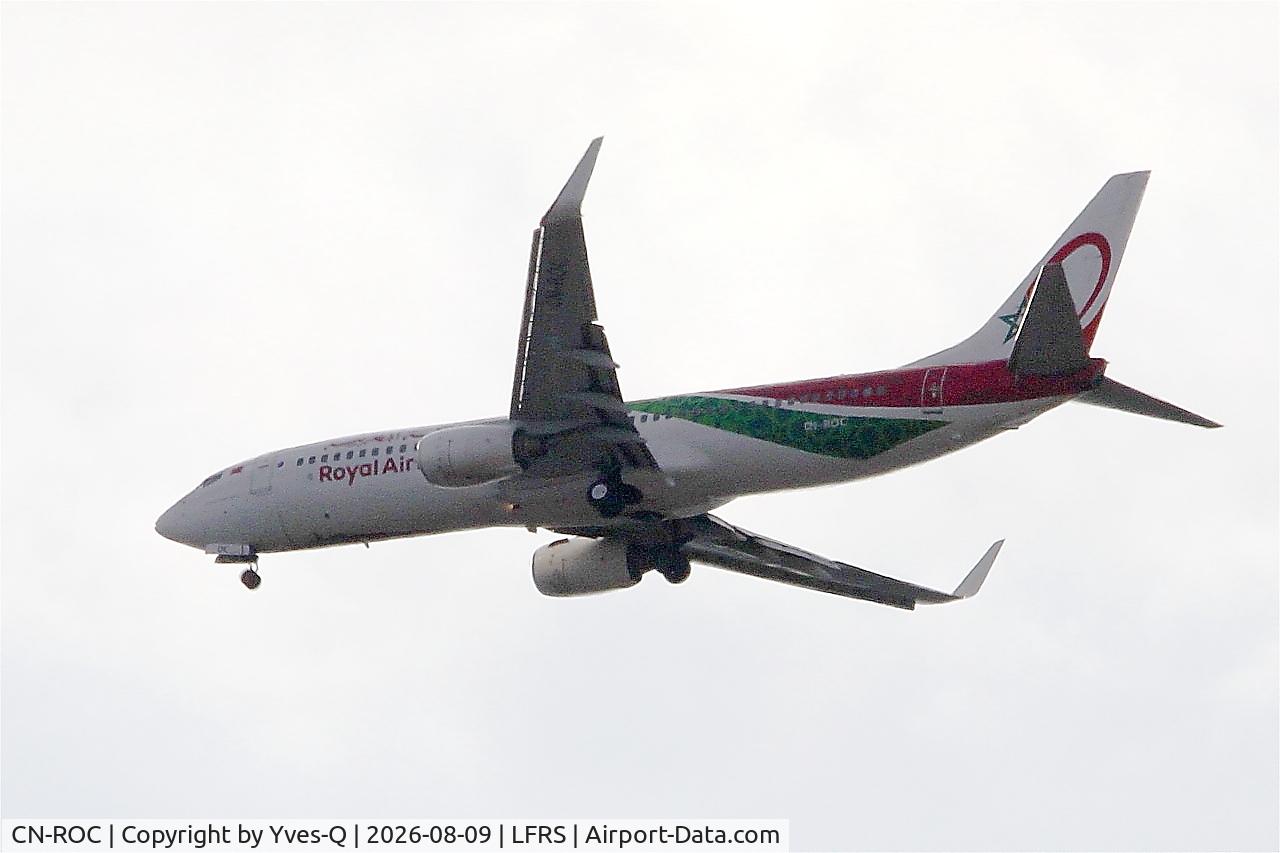 Aircraft CN-ROC, 2005 Boeing 737-8B6, c/n 33061 l/n 1661, Boeing 737-8B6 long approach rwy 21, Nantes-Atlantique airport (LFRS-NTE), at LFRS, photo by Yves-Q