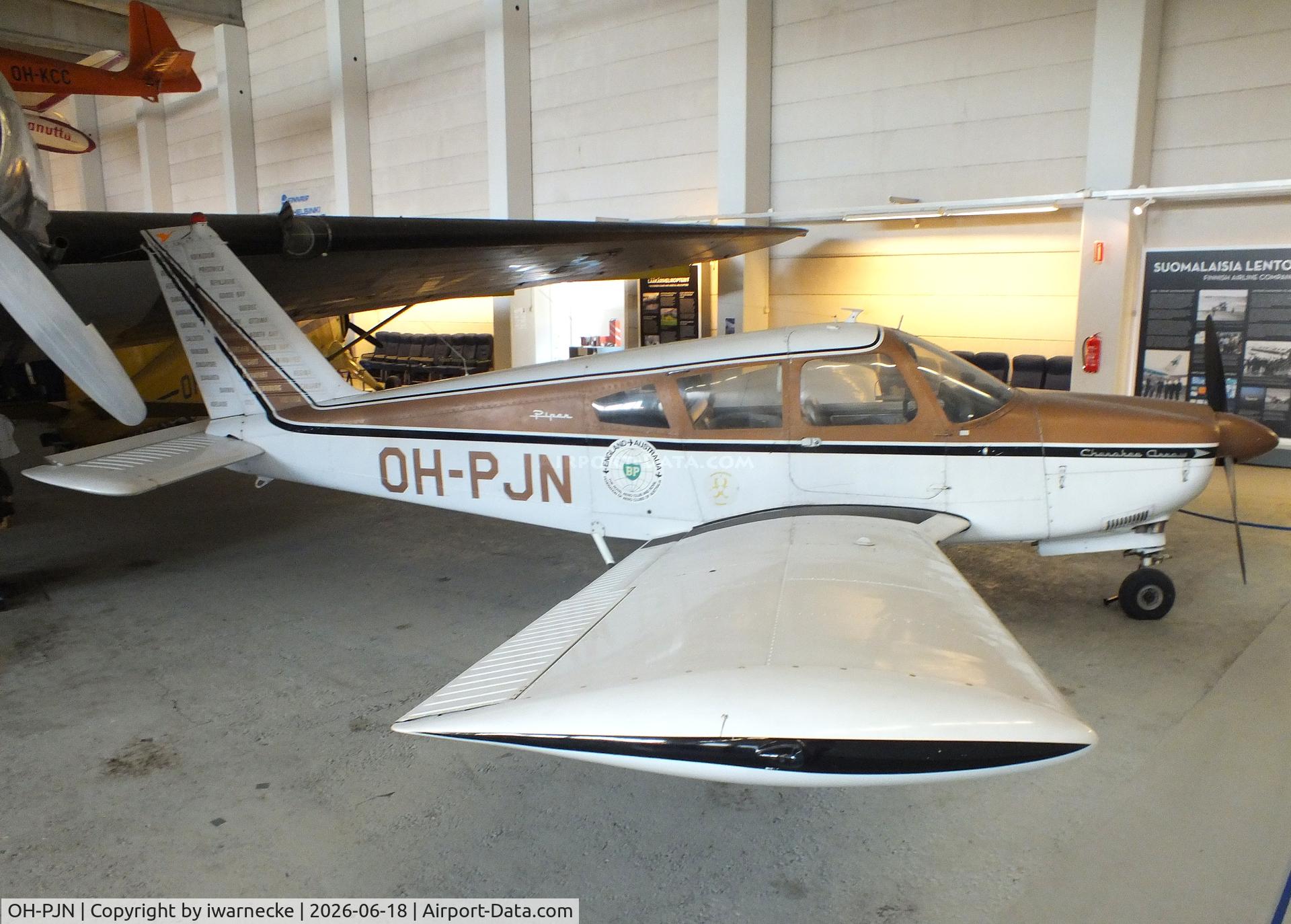 Aircraft OH-PJN, 1968 Piper PA-28R 180 Cherokee Arrow, c/n 28R-30885, Piper PA-28R-180 Cherokee Arrow at the Suomen Ilmailumuseo (Finnish Aviation Museum), Vantaa, photo by iwarnecke