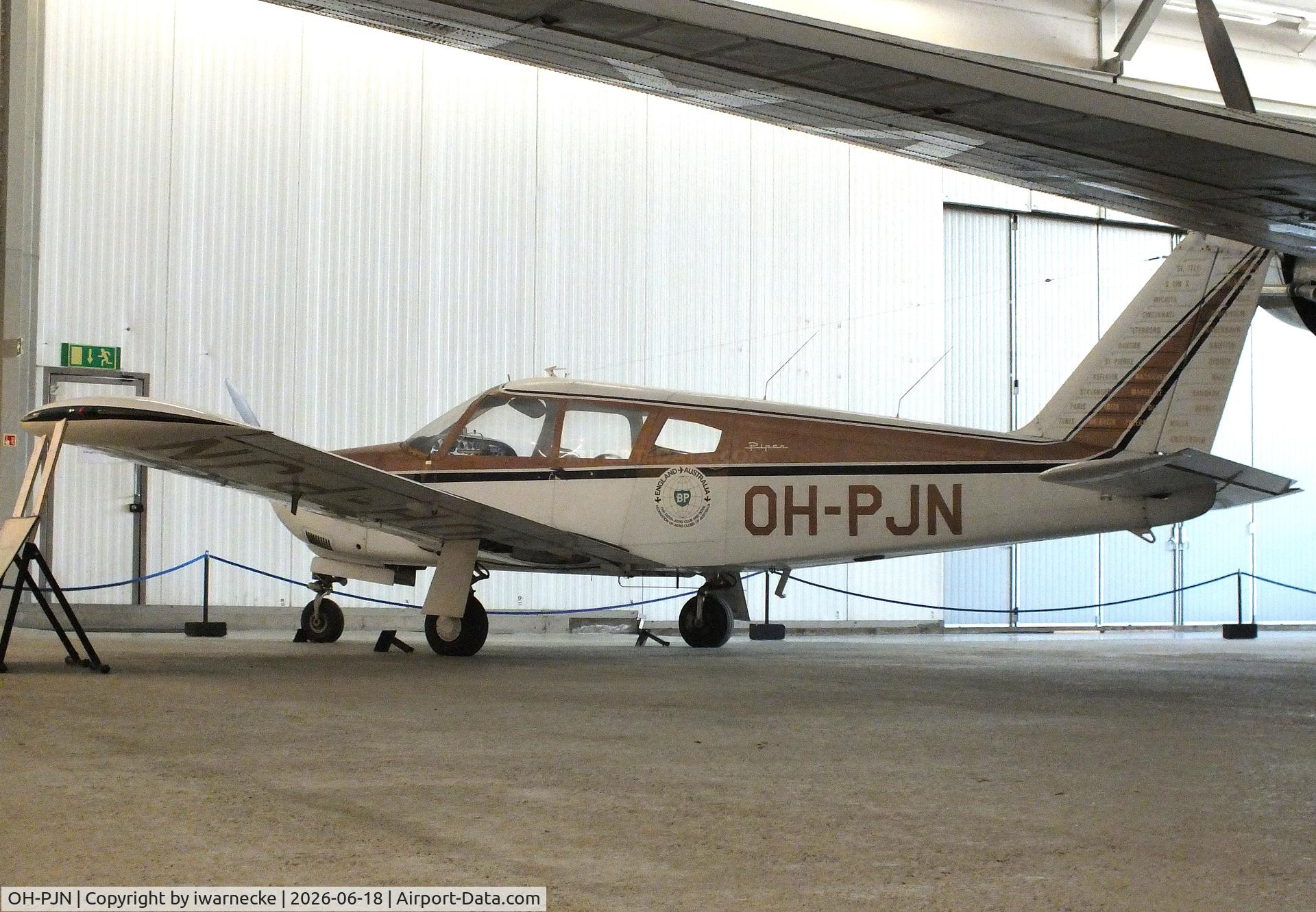 Aircraft OH-PJN, 1968 Piper PA-28R 180 Cherokee Arrow, c/n 28R-30885, Piper PA-28R-180 Cherokee Arrow at the Suomen Ilmailumuseo (Finnish Aviation Museum), Vantaa, photo by iwarnecke