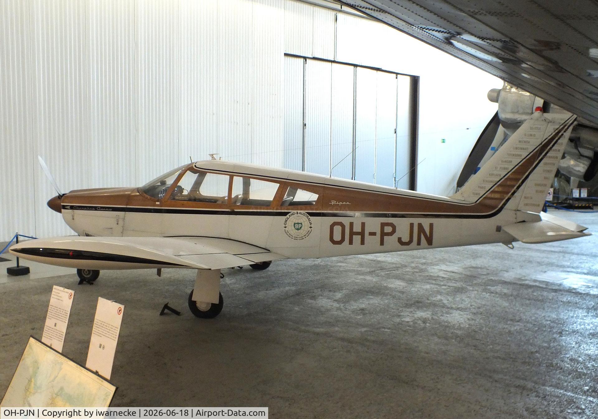 Aircraft OH-PJN, 1968 Piper PA-28R 180 Cherokee Arrow, c/n 28R-30885, Piper PA-28R-180 Cherokee Arrow at the Suomen Ilmailumuseo (Finnish Aviation Museum), Vantaa, photo by iwarnecke