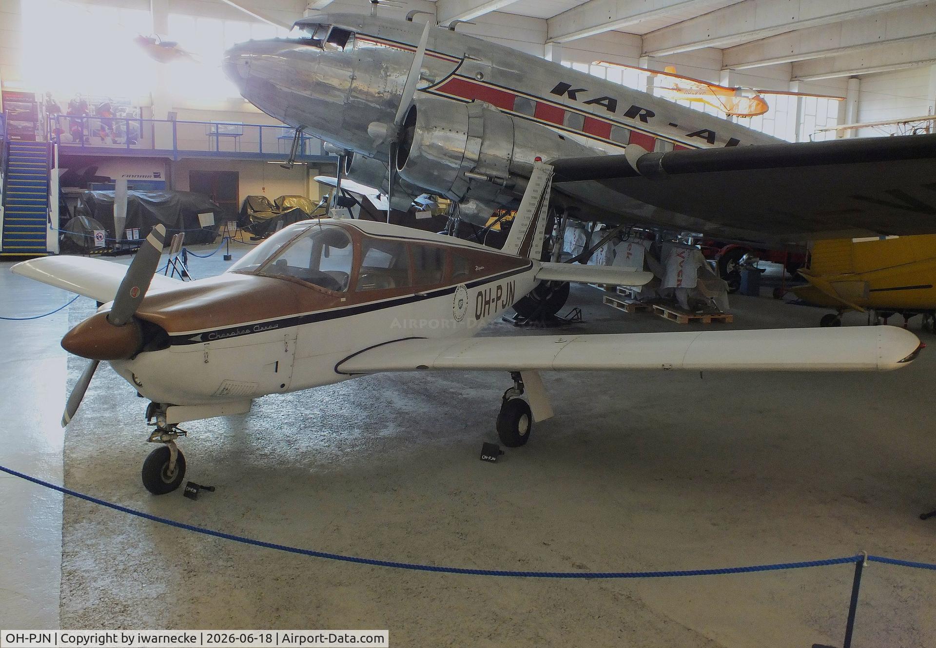Aircraft OH-PJN, 1968 Piper PA-28R 180 Cherokee Arrow, c/n 28R-30885, Piper PA-28R-180 Cherokee Arrow at the Suomen Ilmailumuseo (Finnish Aviation Museum), Vantaa, photo by iwarnecke