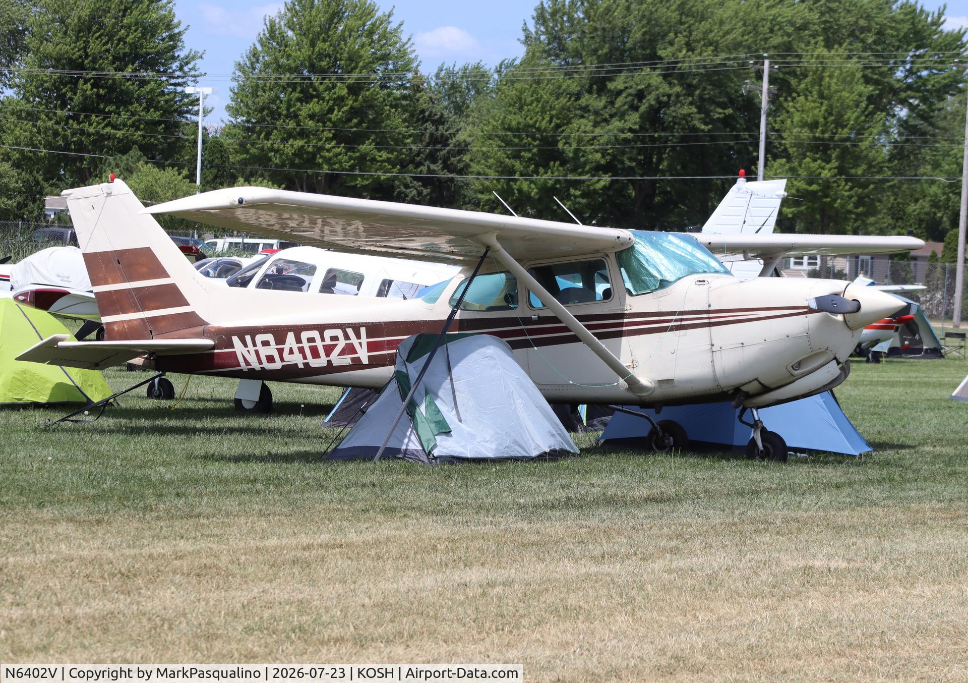 Aircraft N6402V, 1980 Cessna 172RG Cutlass RG, c/n 172RG0664, Cessna 172RG, at KOSH, photo by MarkPasqualino