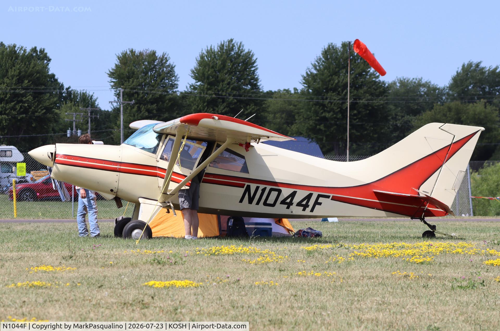 Aircraft N1044F, 1995 Maule MX-7-180A Sportplane, c/n 20046C, Maule MX-7-180A, at KOSH, photo by MarkPasqualino
