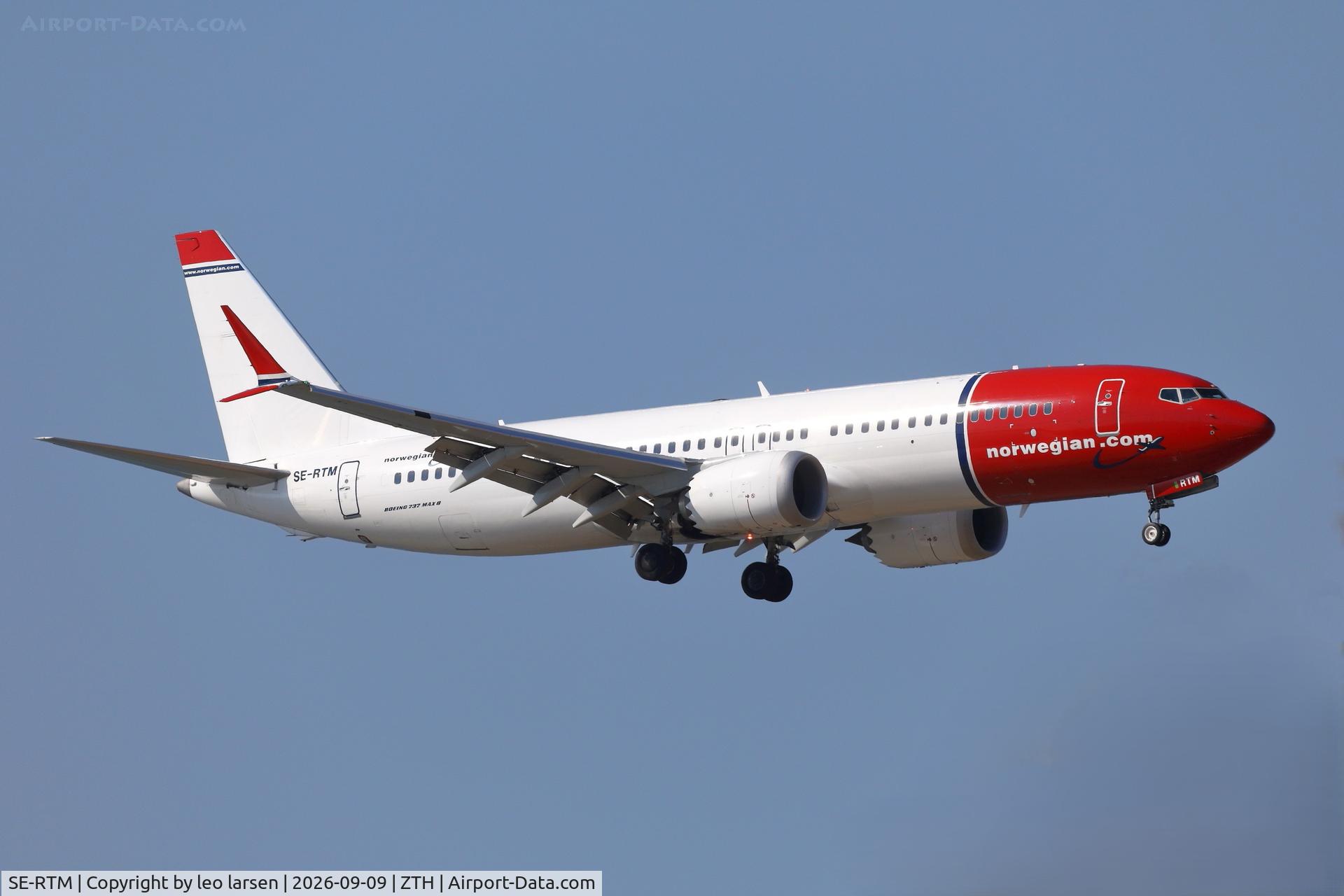 Aircraft SE-RTM, Boeing 737-8 MAX, c/n 62926 / 8763, Zakynthos 9.9.2026, at ZTH, photo by leo larsen