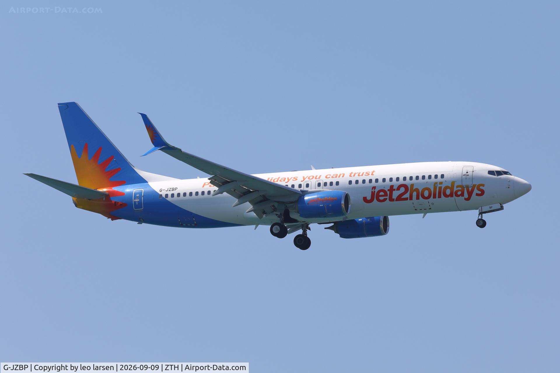 Aircraft G-JZBP, 2018 Boeing 737-8MG, c/n 64440, Zakynthos 9.9.2026, at ZTH, photo by leo larsen