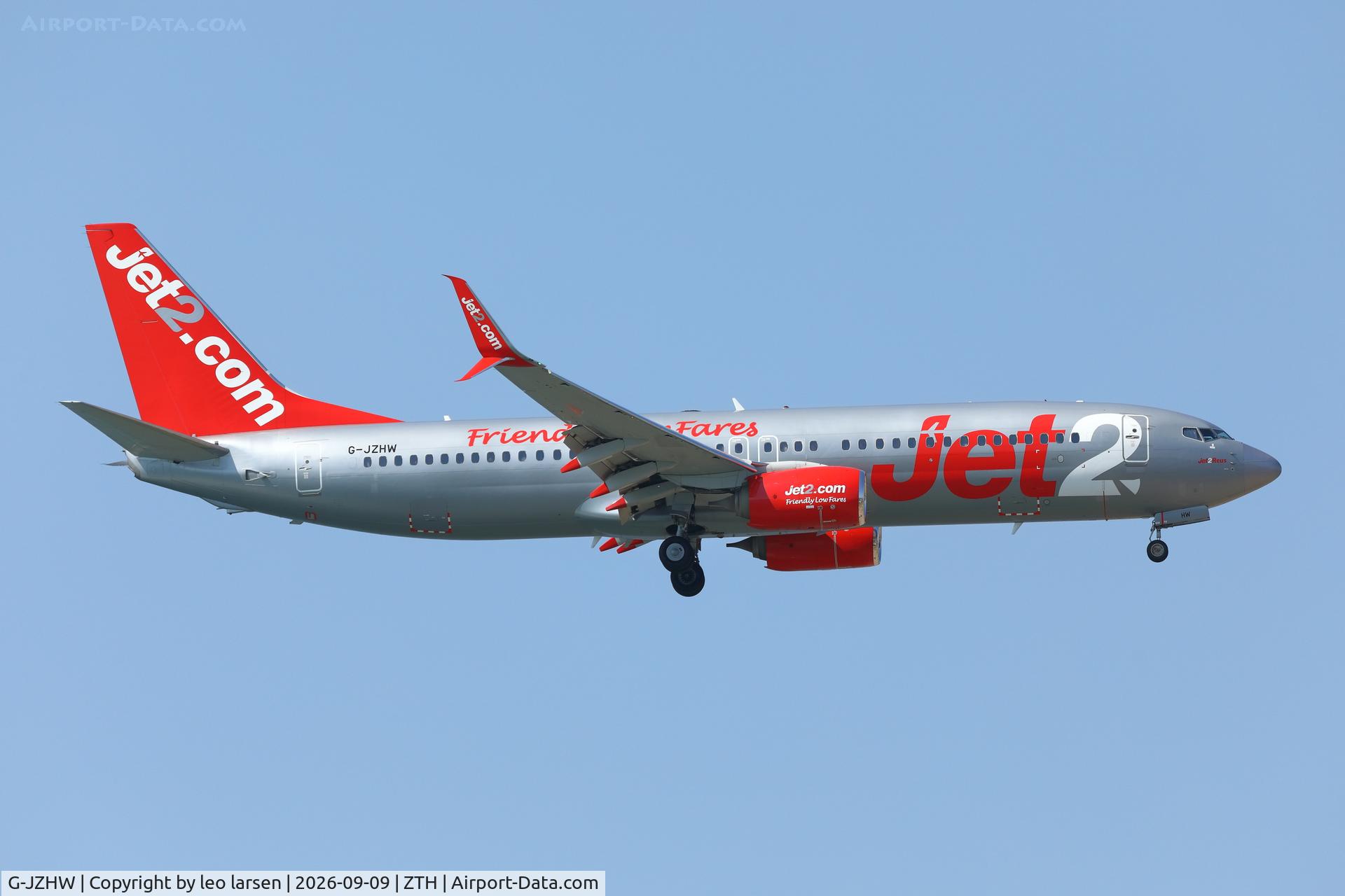 Aircraft G-JZHW, 2016 Boeing 737-800, c/n 63153, Zakynthos 9.9.2026, at ZTH, photo by leo larsen