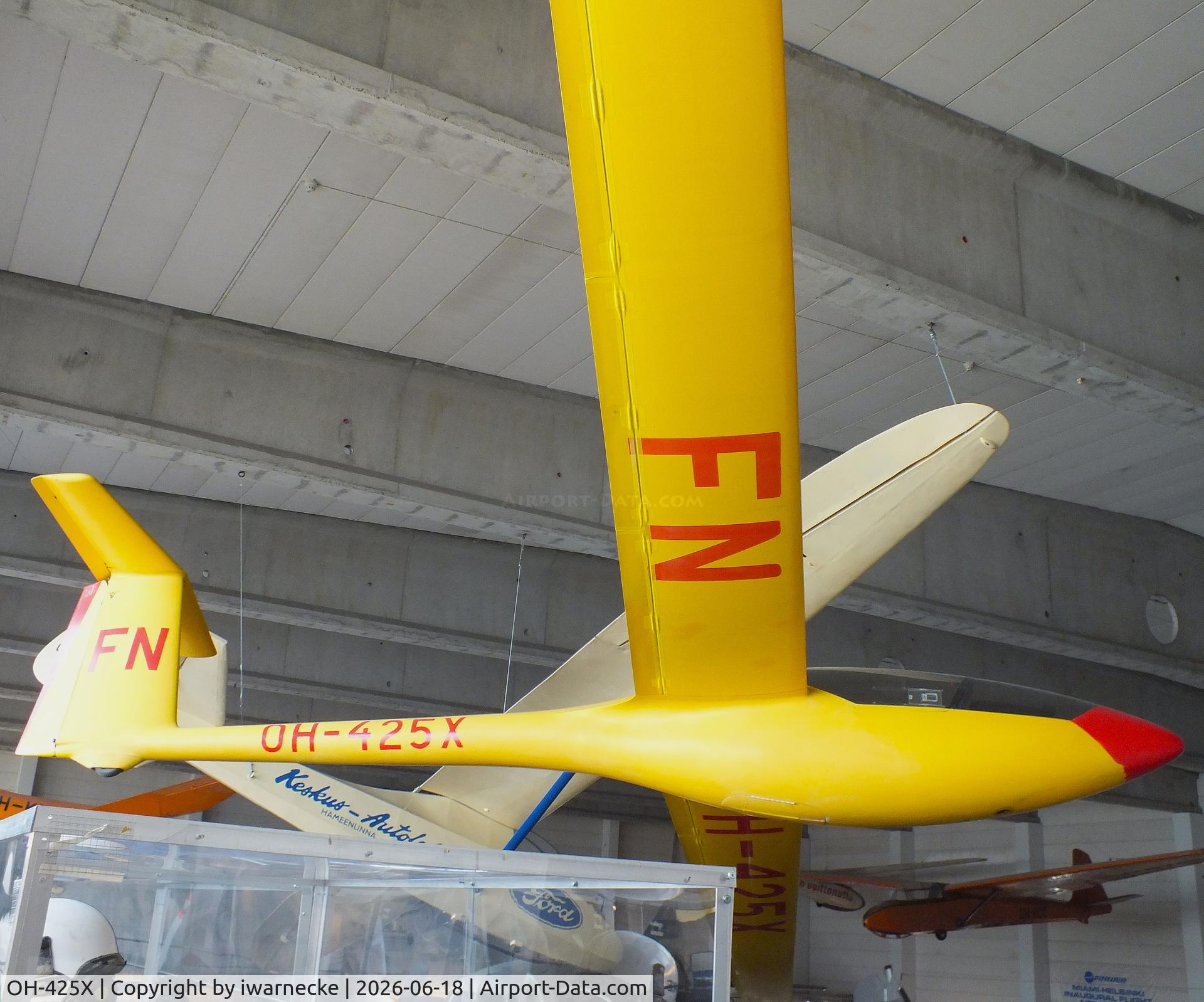 Aircraft OH-425X, 1973 Polyteknikkojen Ilmailukerho PIK-20 Proto, c/n 01, Polyteknikkojen Ilmailukerho PIK-20 Proto at the Suomen Ilmailumuseo (Finnish Aviation Museum), Vantaa, photo by iwarnecke