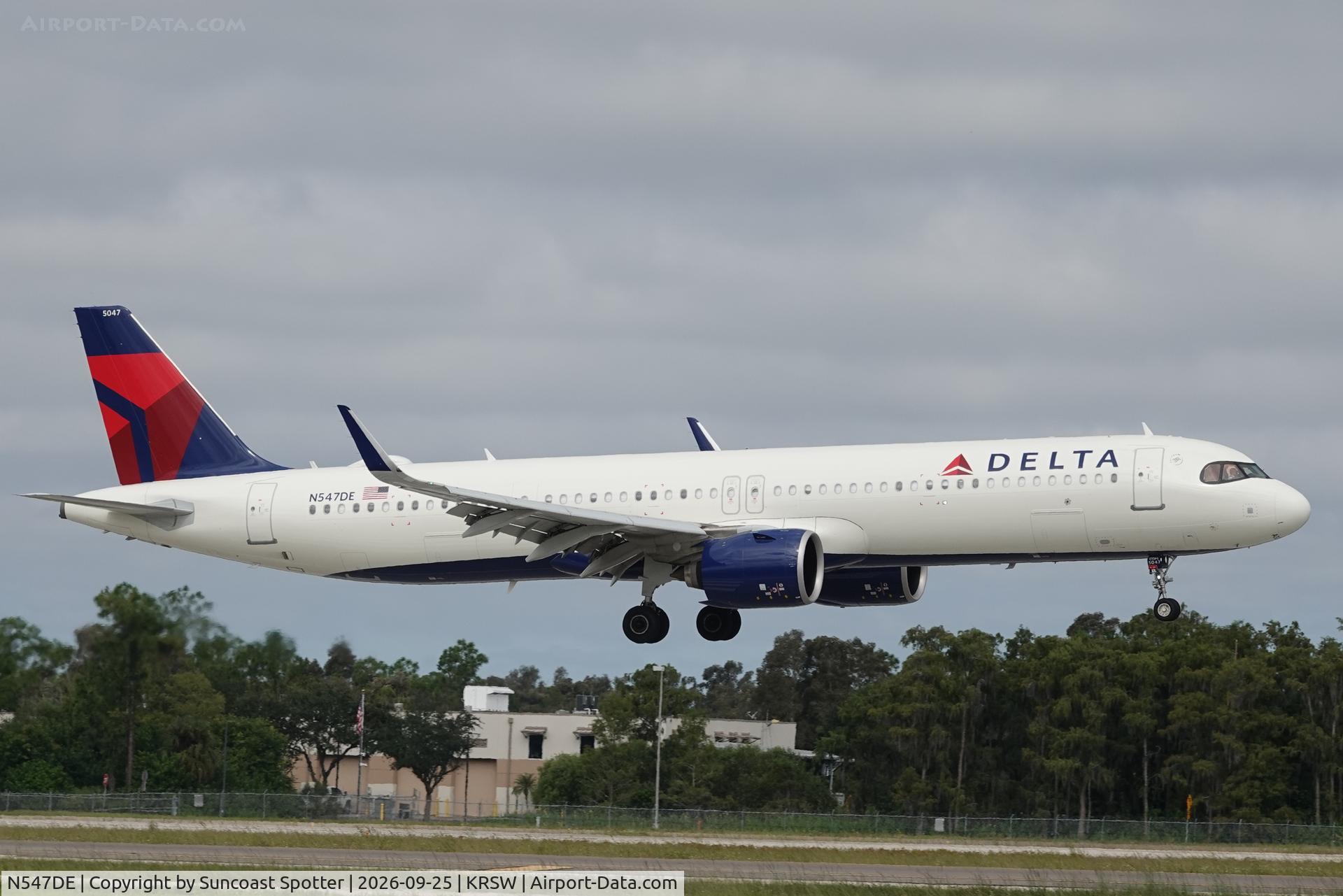 Aircraft N547DE, 2024 Airbus A321-271NX, c/n 11595, Delta 2001 arrives at Southwest Florida International Airport following flight from Detroit Metro Airport, at KRSW, photo by Suncoast Spotter