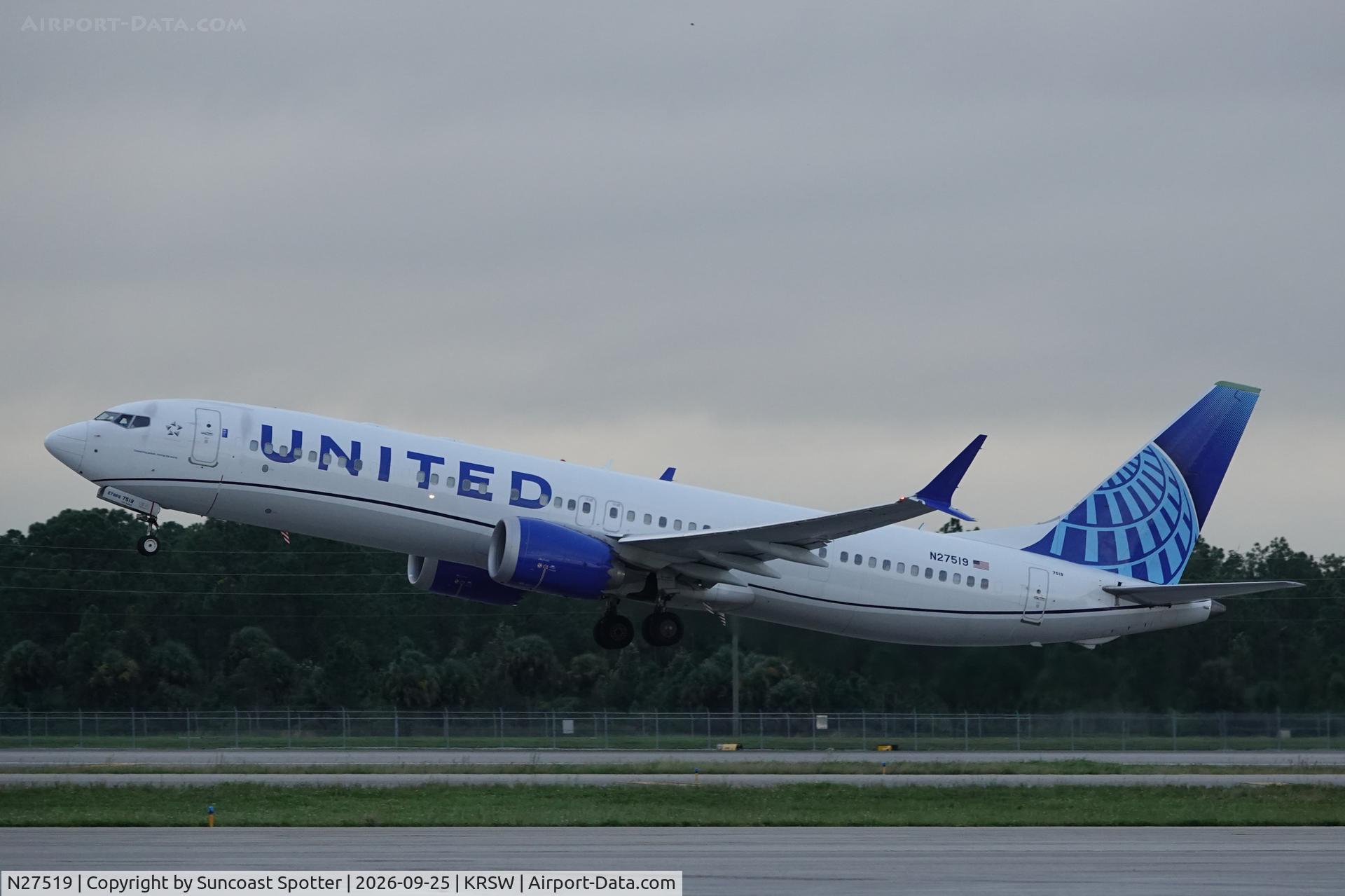 Aircraft N27519, 2019 Boeing 737-9 MAX, c/n 43459 l/n 7585, United 1378 departs Southwest Florida International Airport enroute to Denver International Airport, at KRSW, photo by Suncoast Spotter