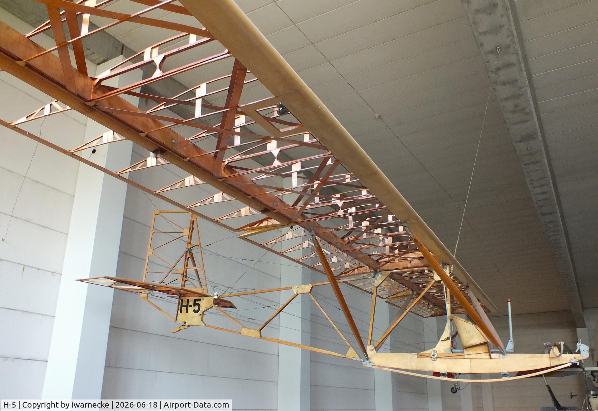 Aircraft H-5, 1946 Harakka I, c/n 05/46, Harakka I (minus skin) at the Suomen Ilmailumuseo (Finnish Aviation Museum), Vantaa, photo by iwarnecke
