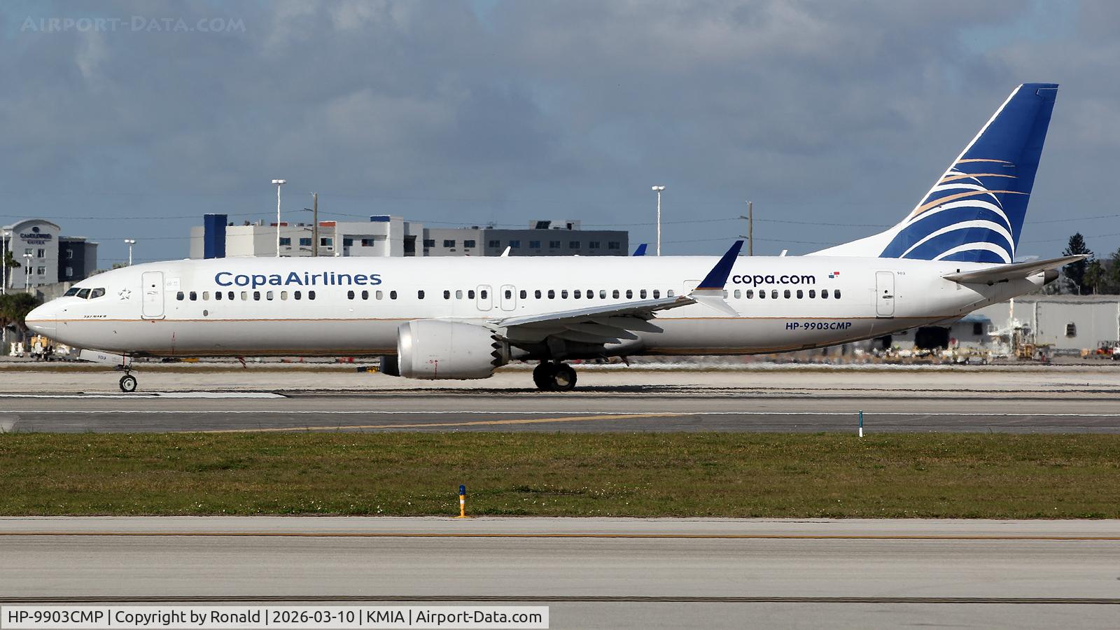 Aircraft HP-9903CMP, 2018 Boeing 737-9 MAX, c/n 44163, at mia, at KMIA, photo by Ronald
