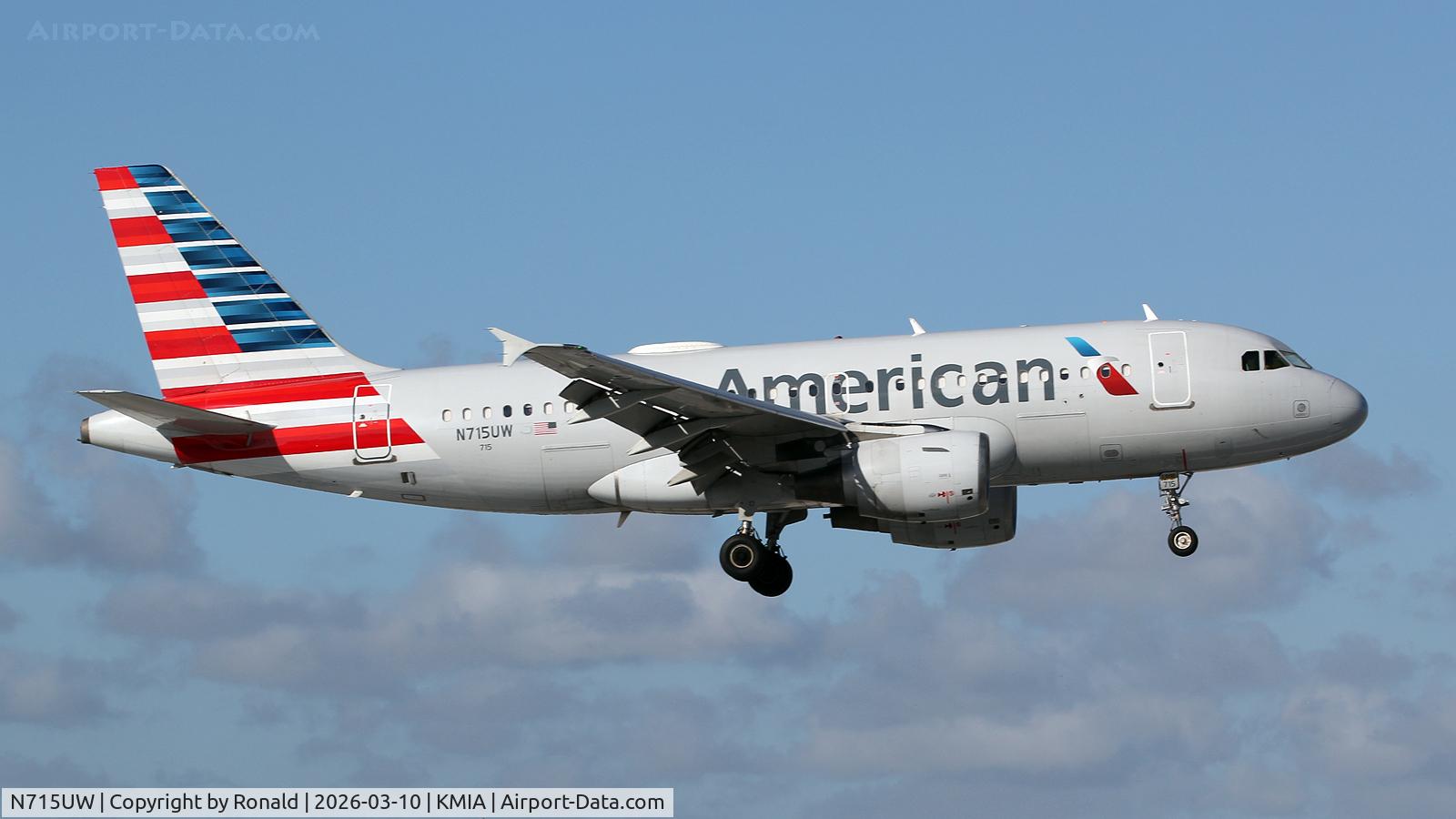 Aircraft N715UW, 1999 Airbus A319-112, c/n 1051, at mia, at KMIA, photo by Ronald