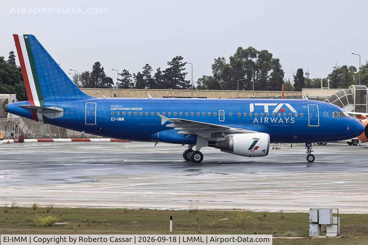 Aircraft EI-IMM, 2011 Airbus A319-111, c/n 4759, Park 9, at LMML, photo by Roberto Cassar