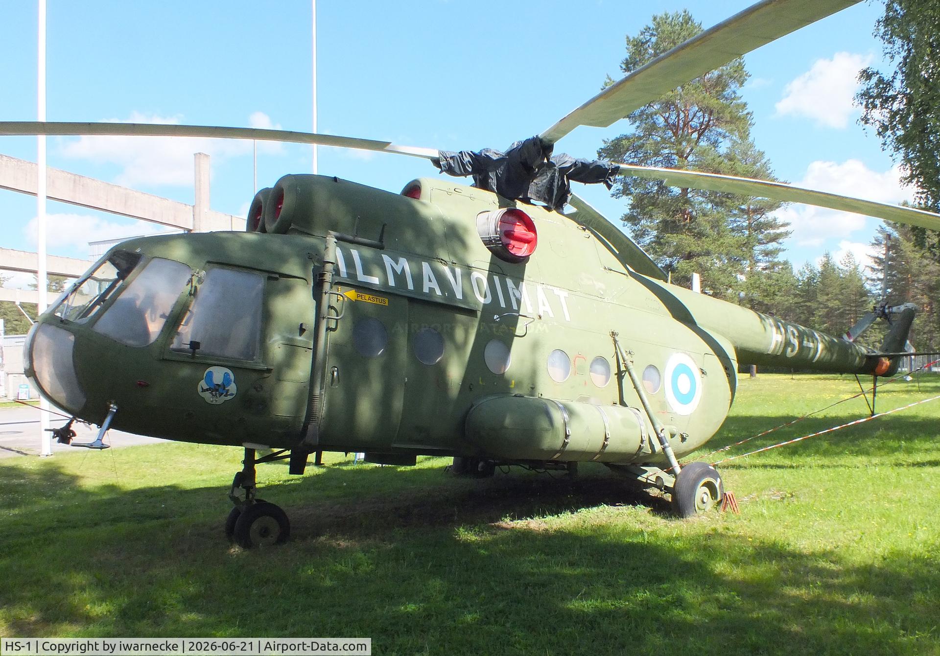 Aircraft HS-1, 1973 Mil Mi-8T Hip, c/n 13301, Mil Mi-8T HIP at the Suomen Ilmavoimamuseo (Finnish Air Force Museum, formerly known as Keski-Suomen Ilmailumuseo / Aviation Museum of Central Finland), Jyväskylä-Tikkakoski, photo by iwarnecke