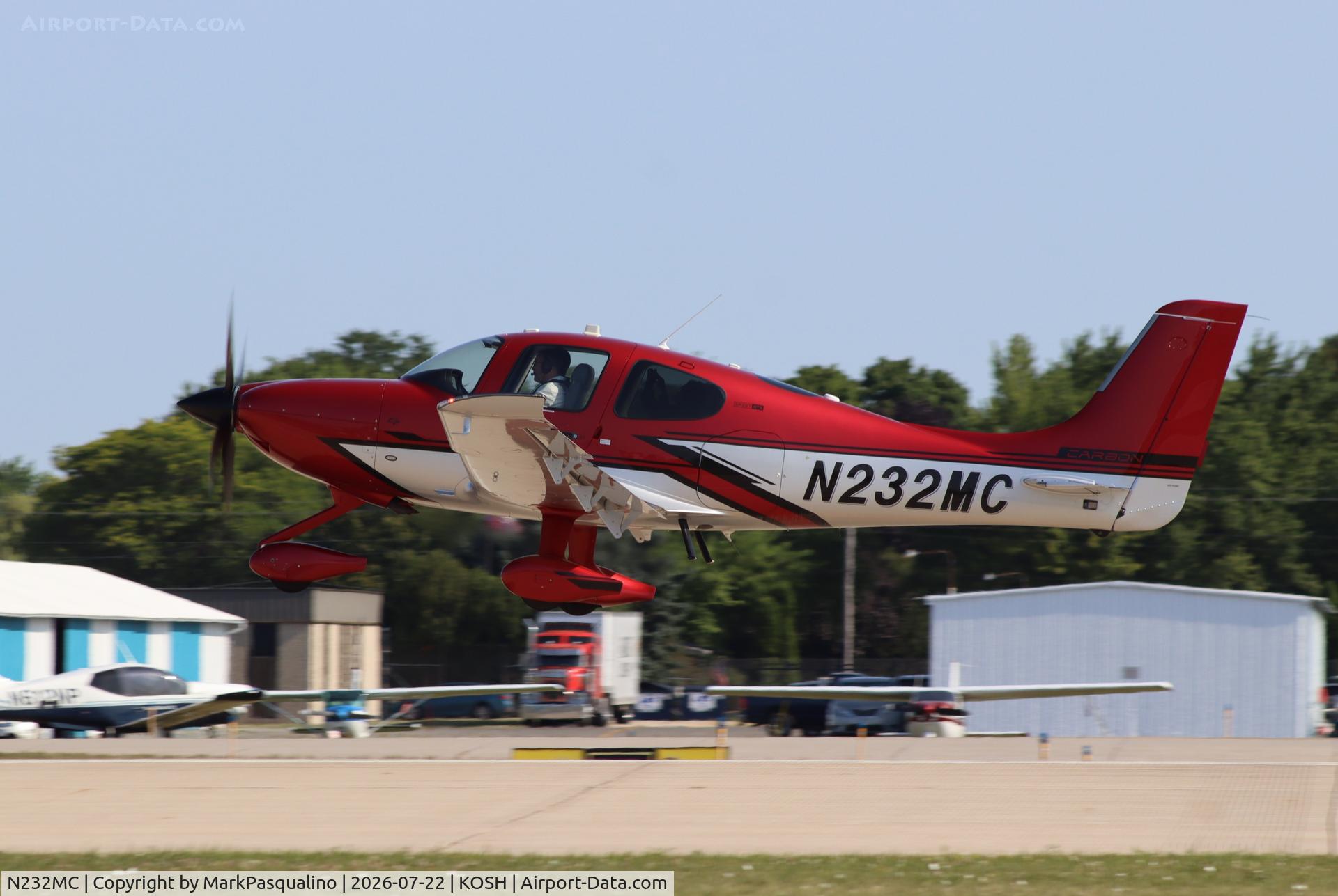 Aircraft N232MC, 2026 Cirrus SR22T, c/n 11223, Cirrus SR22T, at KOSH, photo by MarkPasqualino