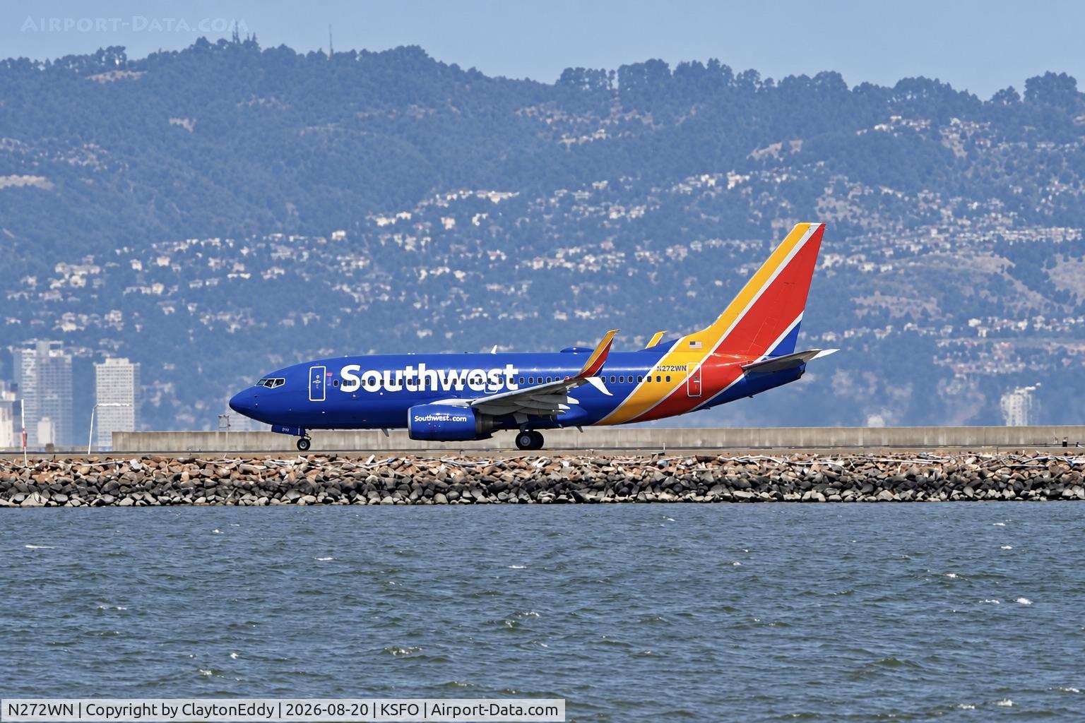 Aircraft N272WN, 2007 Boeing 737-7H4, c/n 32527, SFO 2026, at KSFO, photo by ClaytonEddy