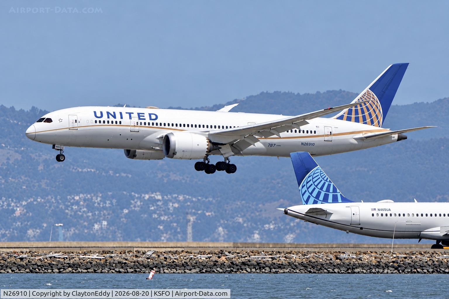 Aircraft N26910, 2014 Boeing 787-8 Dreamliner, c/n 34826 l/n 145, SFO 2026, at KSFO, photo by ClaytonEddy